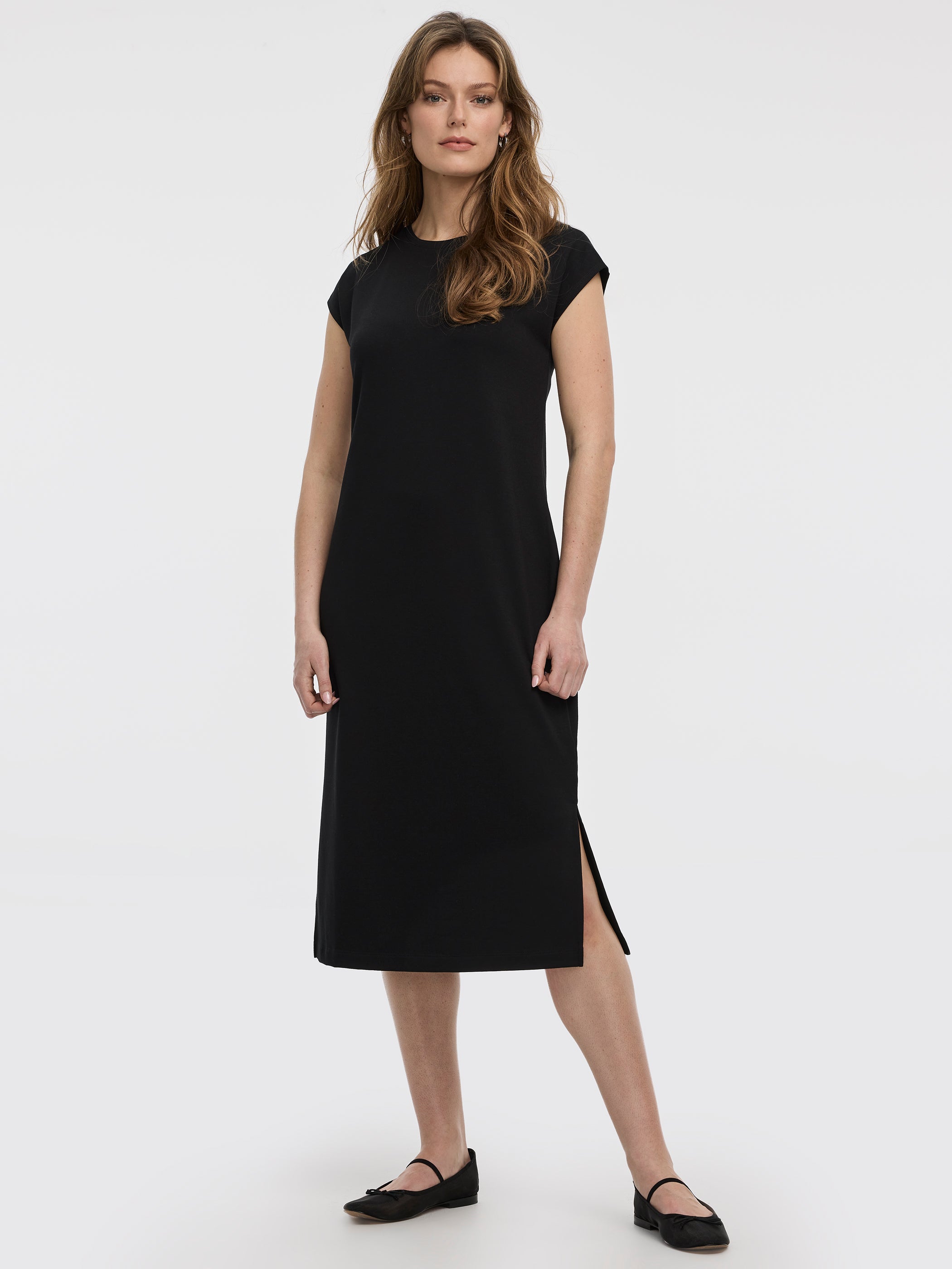 Women's Extended-Sleeve Crew-Neck Midi Dress  Hyba by Reitmans