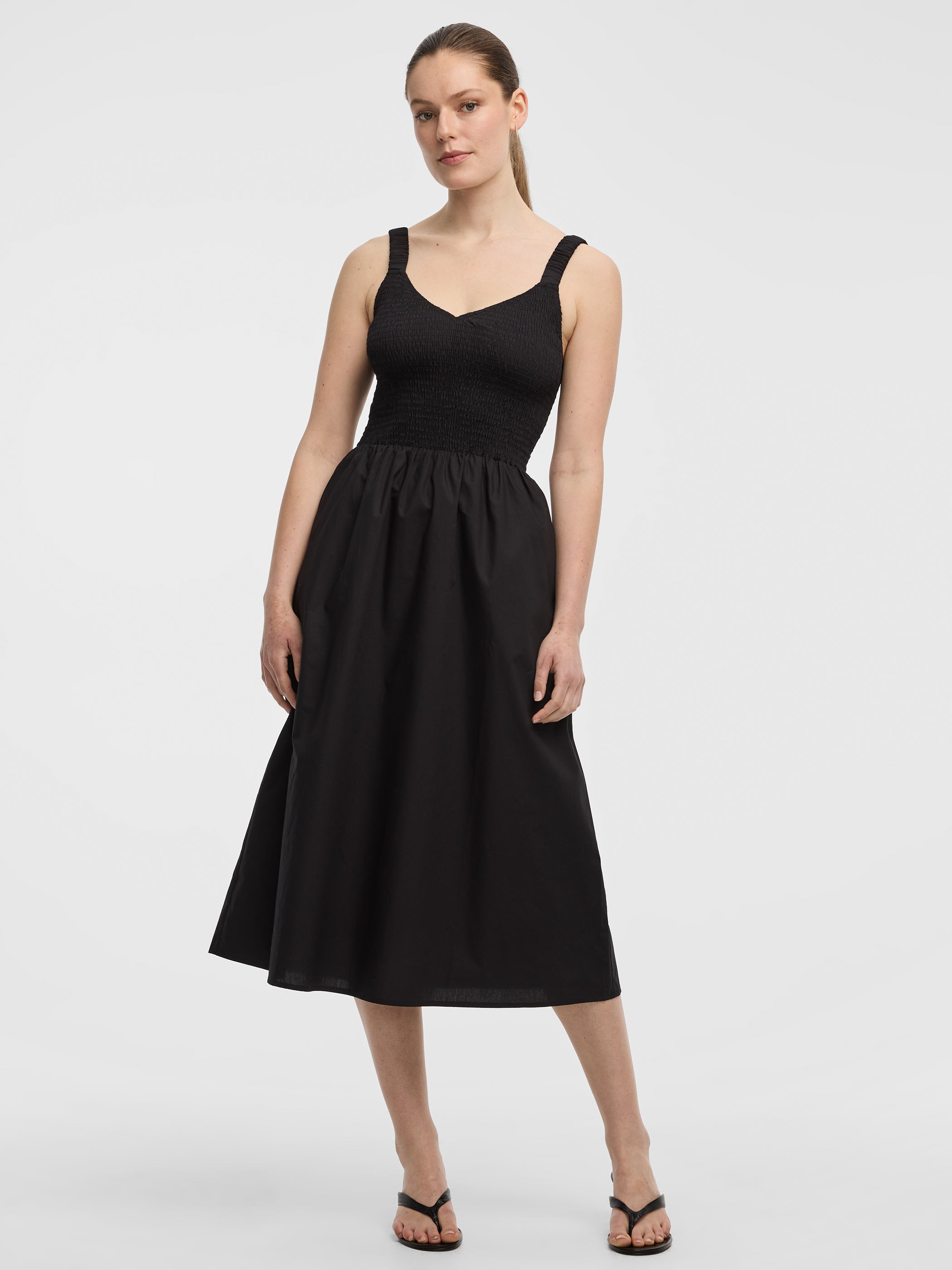 Summer Dresses in Canada Sundresses & Lightweight Styles Reitmans Summer Dresses in Canada Sundresses & Lightweight Styles Reitmans
