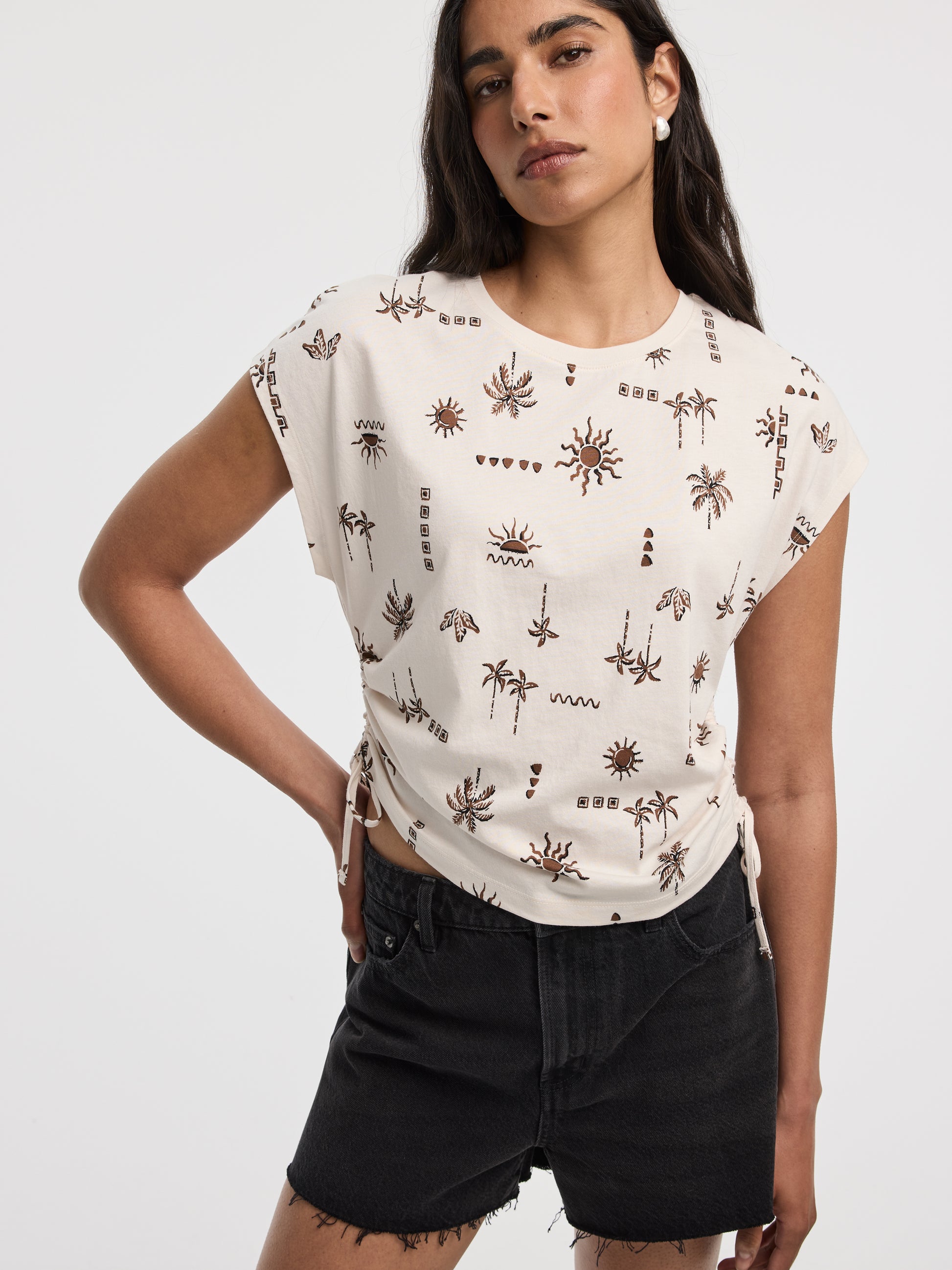 Extended-Sleeve Shirred Tee with Drawstrings