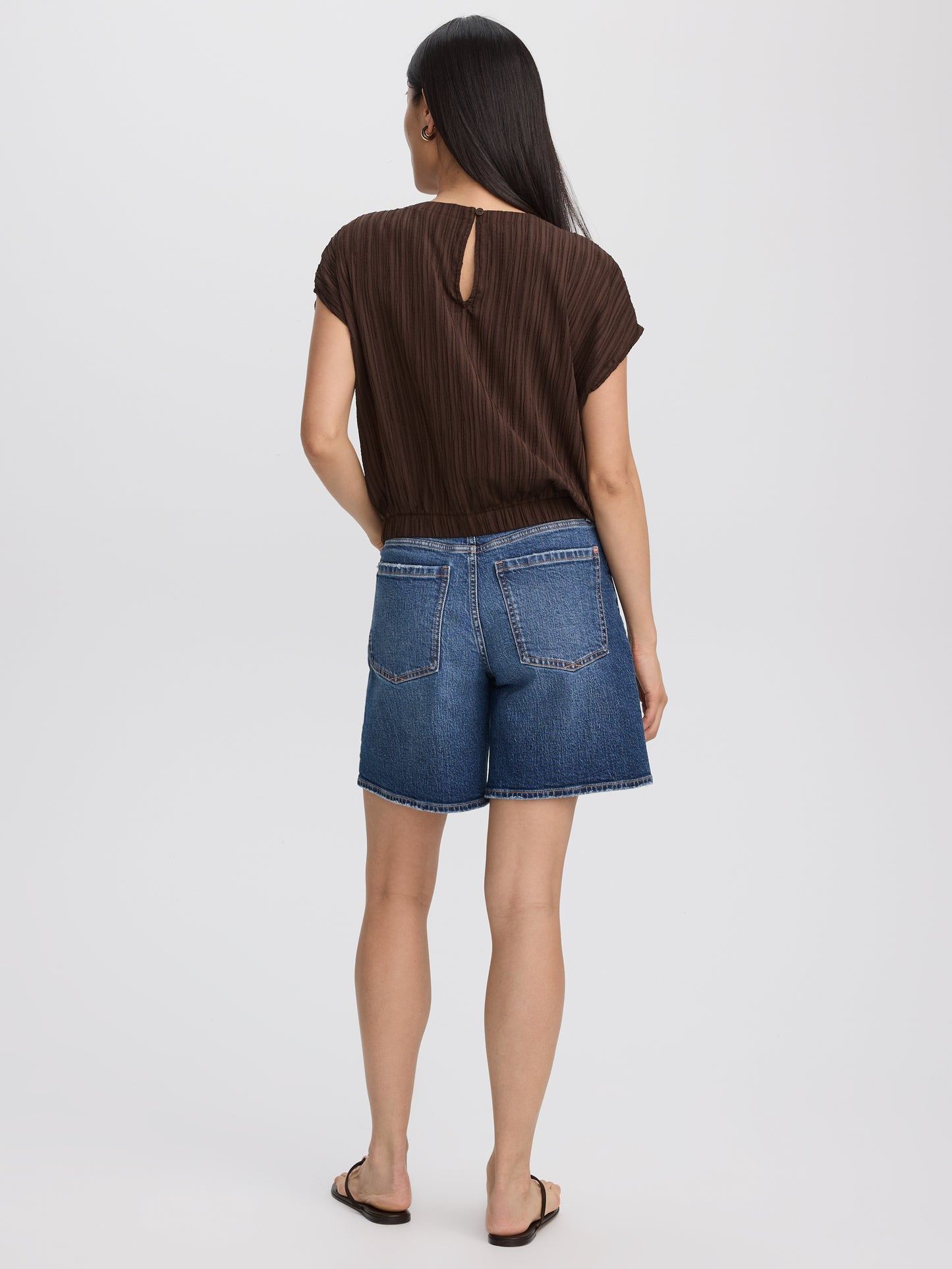 Extended-Sleeve Crew-Neck Blouse with Elasticated Hem