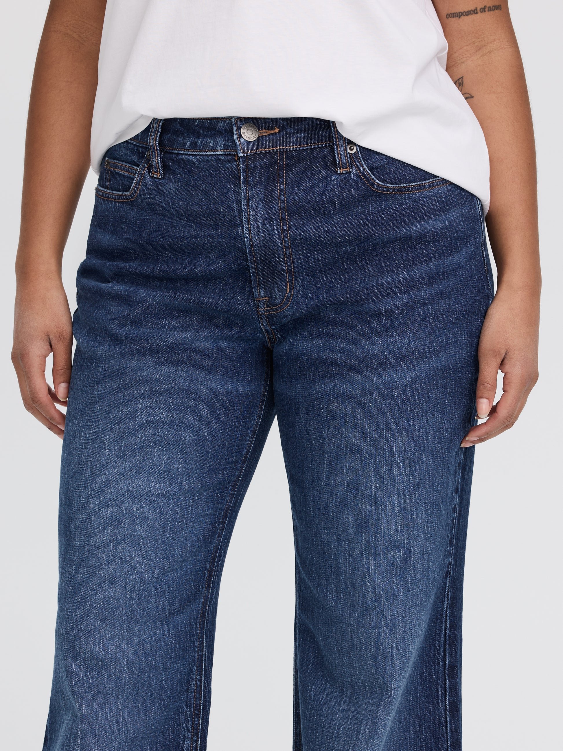 Flare-Leg Mid-Rise Jean - Curvy Fit