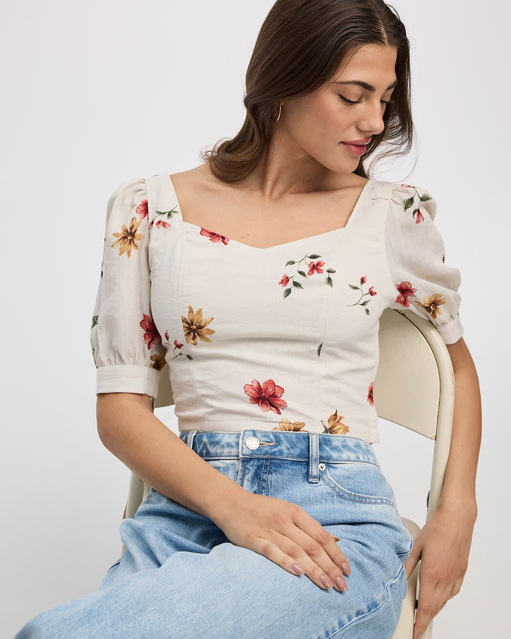 Short-Puffy-Sleeve Bustier Top with Sweetheart Neckline