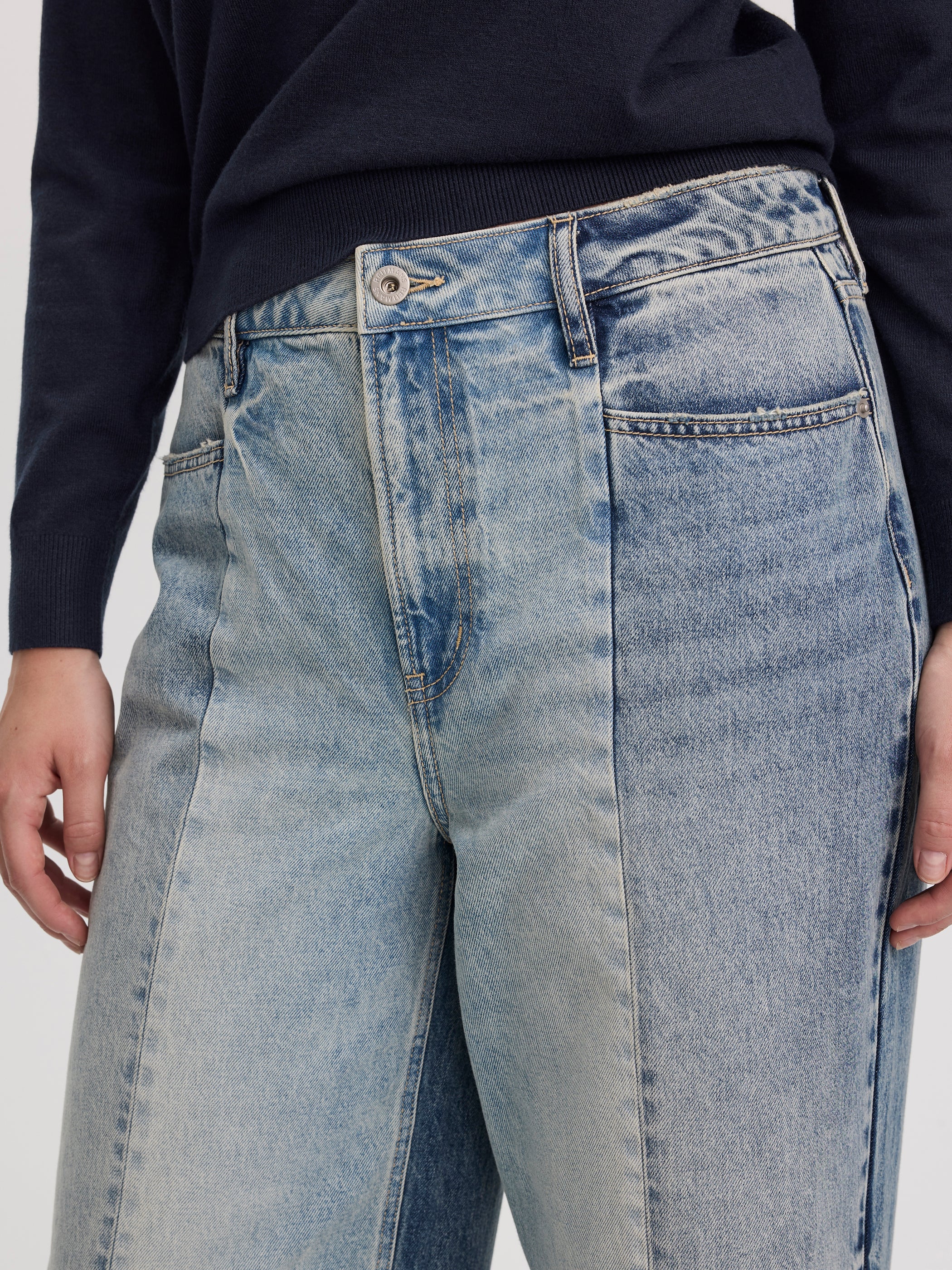 Wide-Leg High-Rise Jean with Elastic Waist - Curvy Fit
