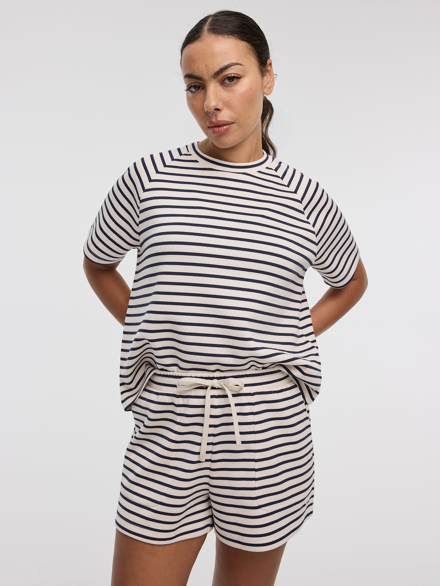 Striped Shorts - HYLUX - Hyba