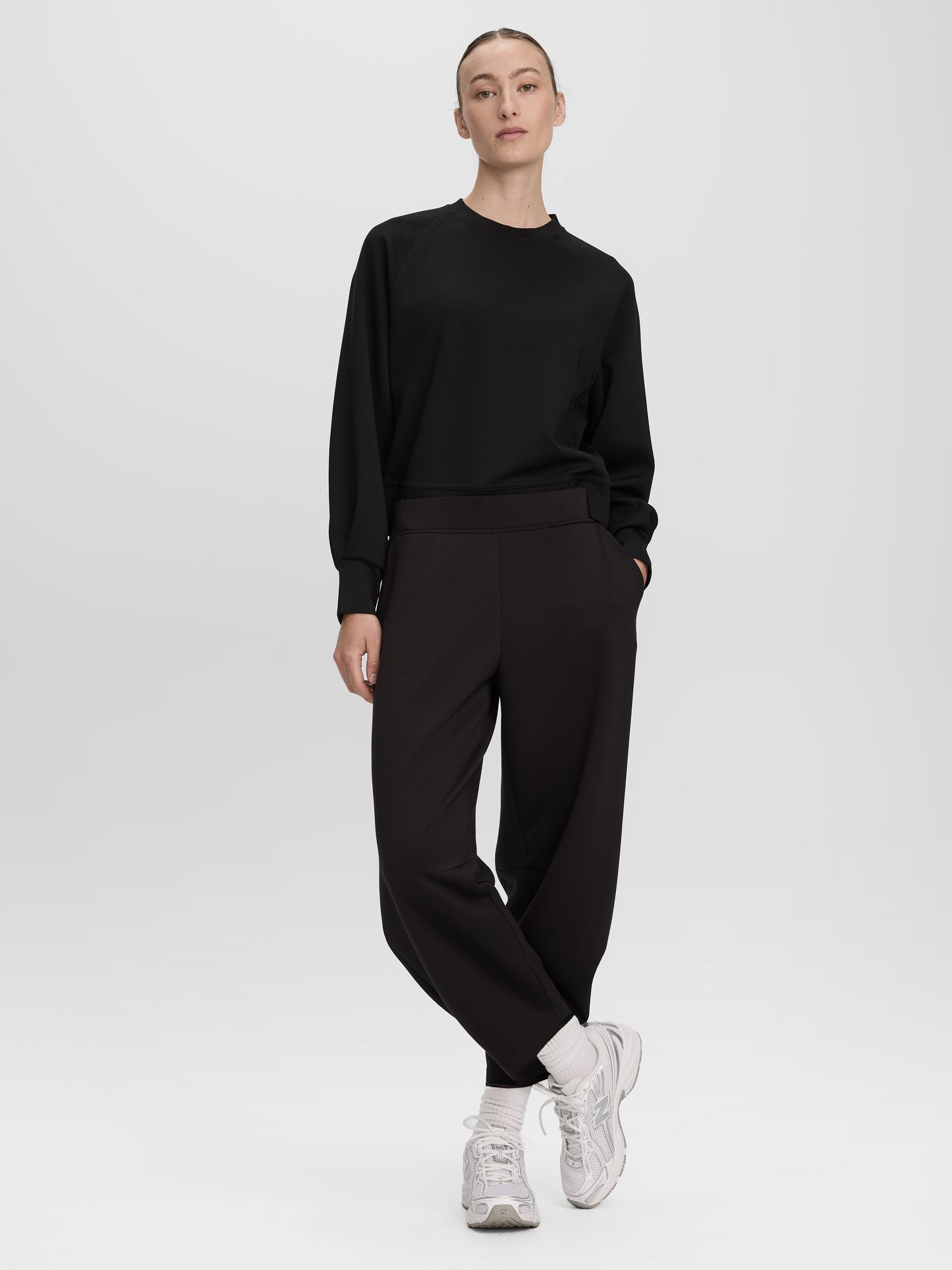 Barrel-Leg Pull-On Pant - HYLUX Hyba