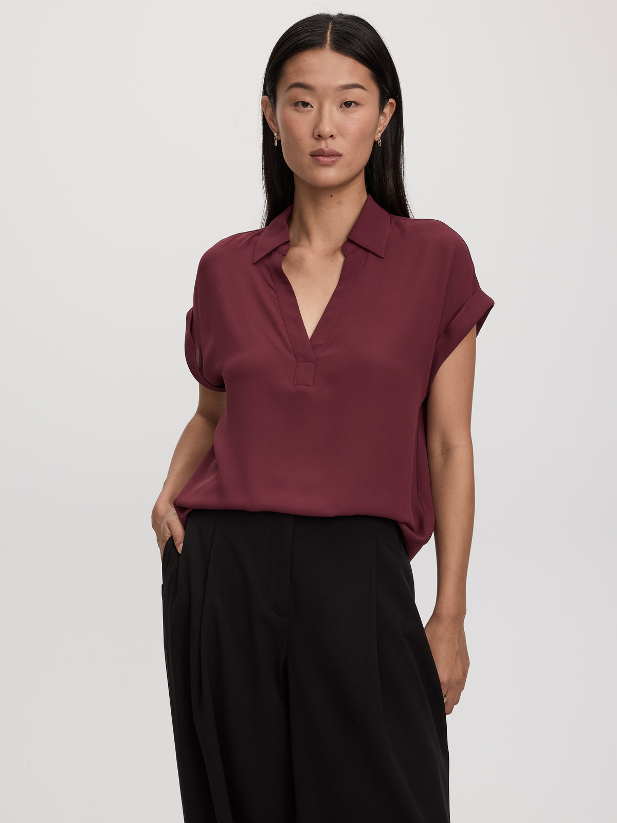 Extended-Sleeve V-Neck Flowy Blouse - R Essentials