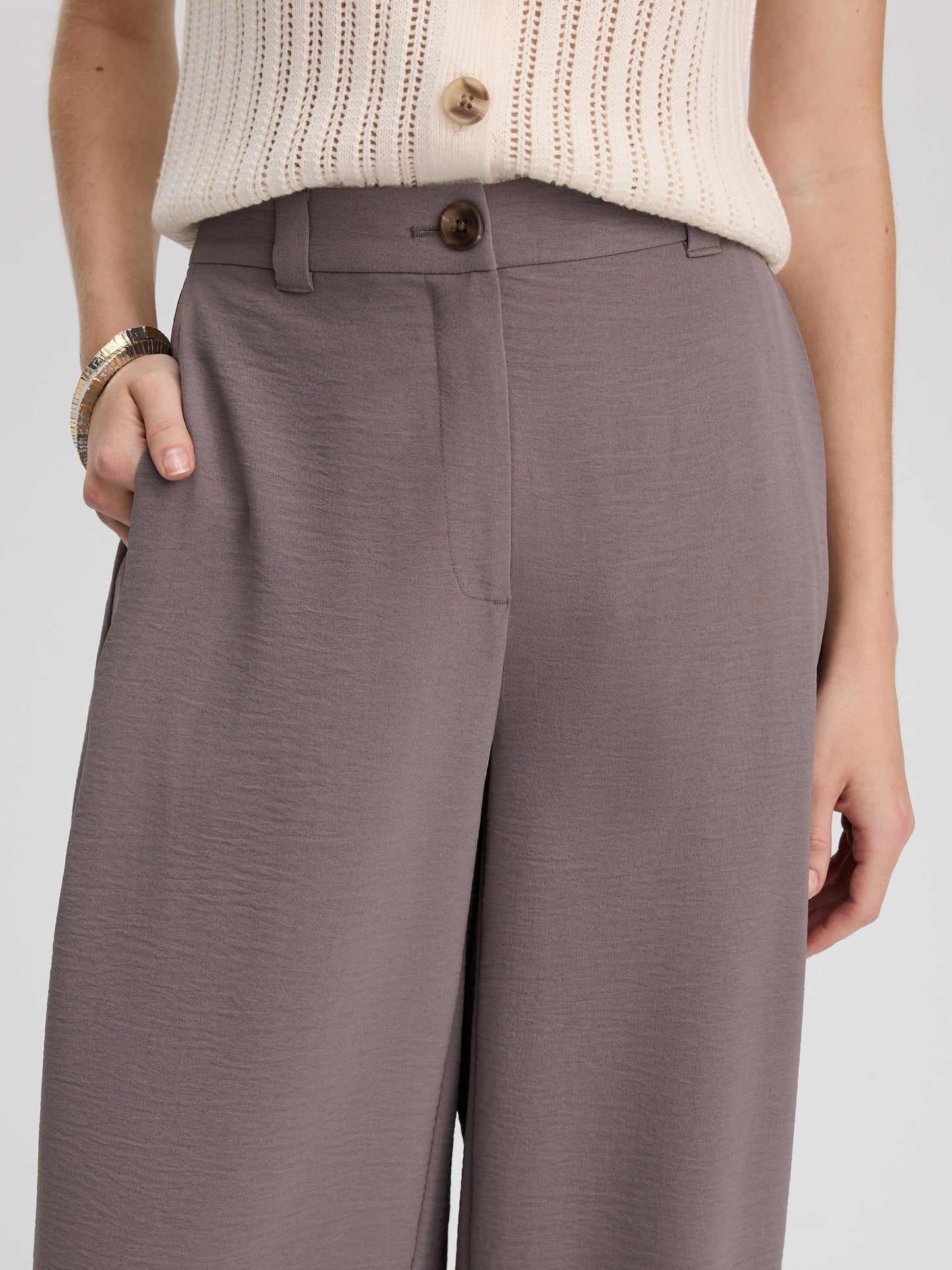 Wide-Leg High-Rise Pant