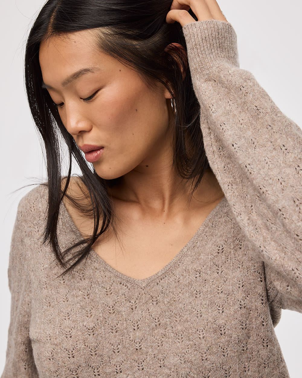 Pull DouceMaille à manches longues ballons et col V