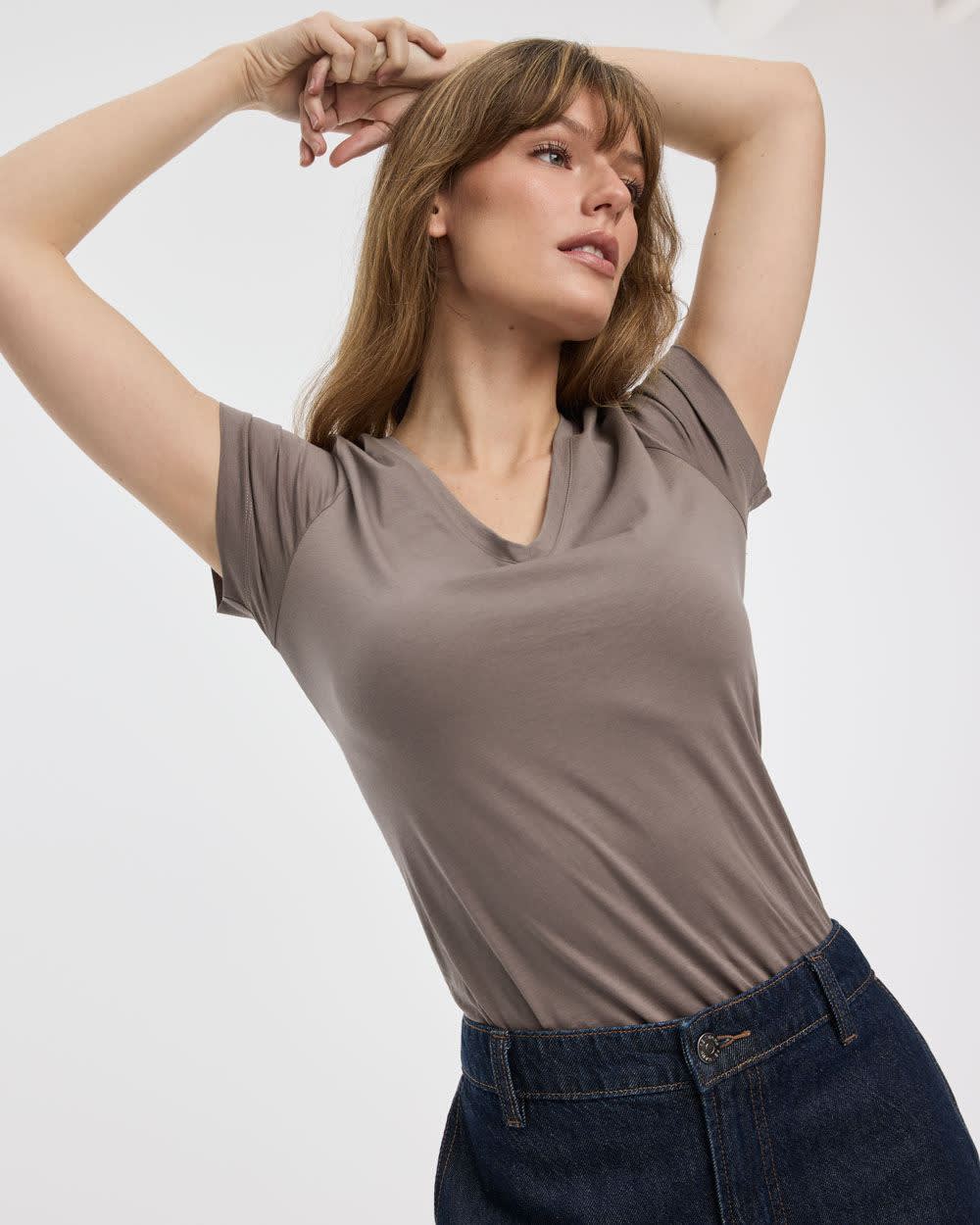 T-shirt à col V coupe Boyfriend - R Essentials