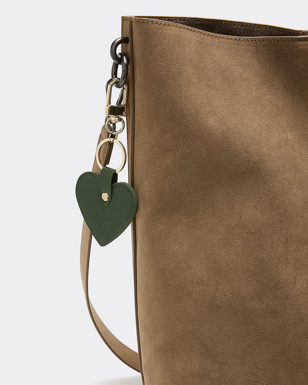 Breloque pour sac coeur en faux cuir