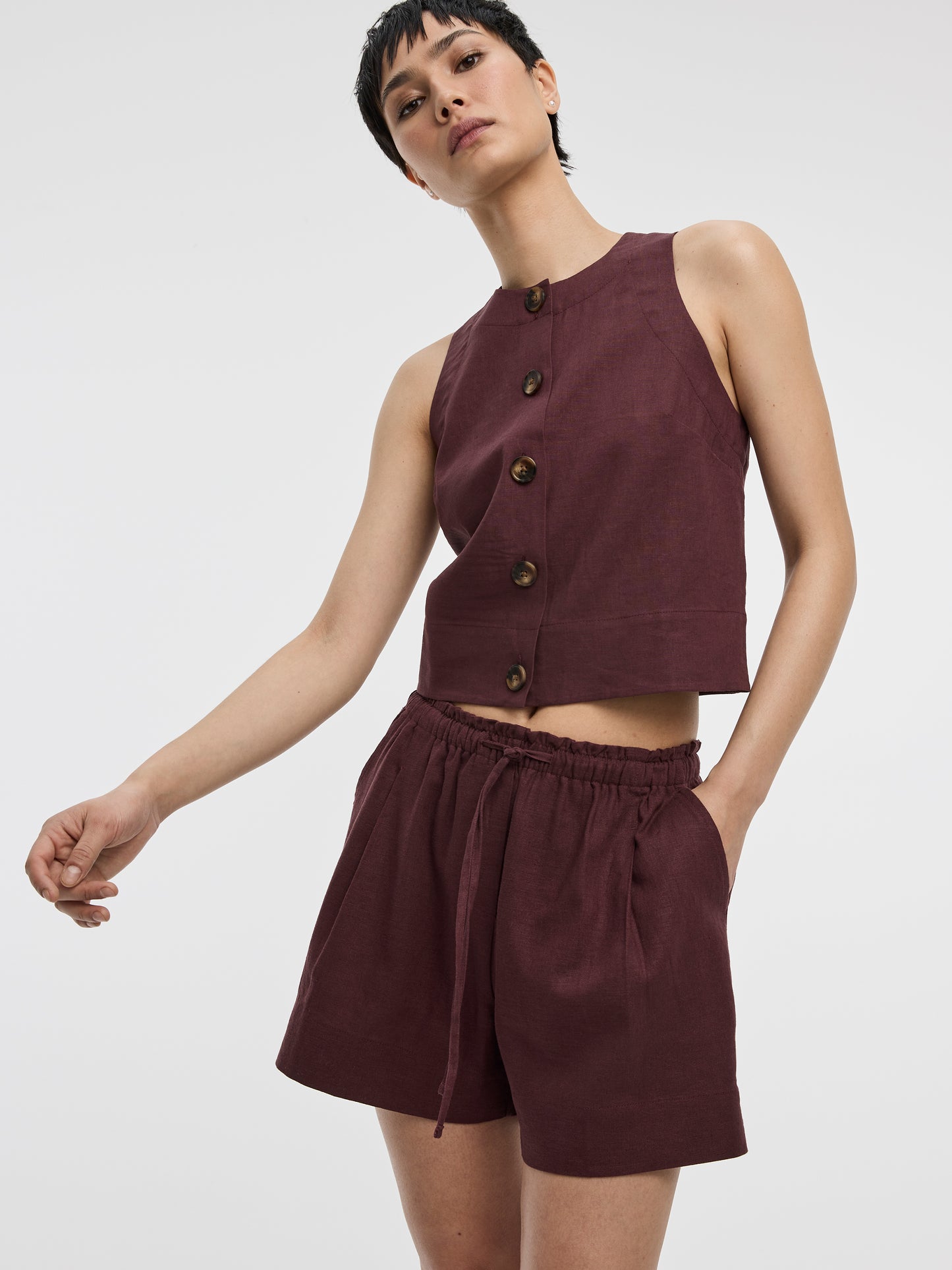 Linen-Blend Shorts with Elastic Waistband