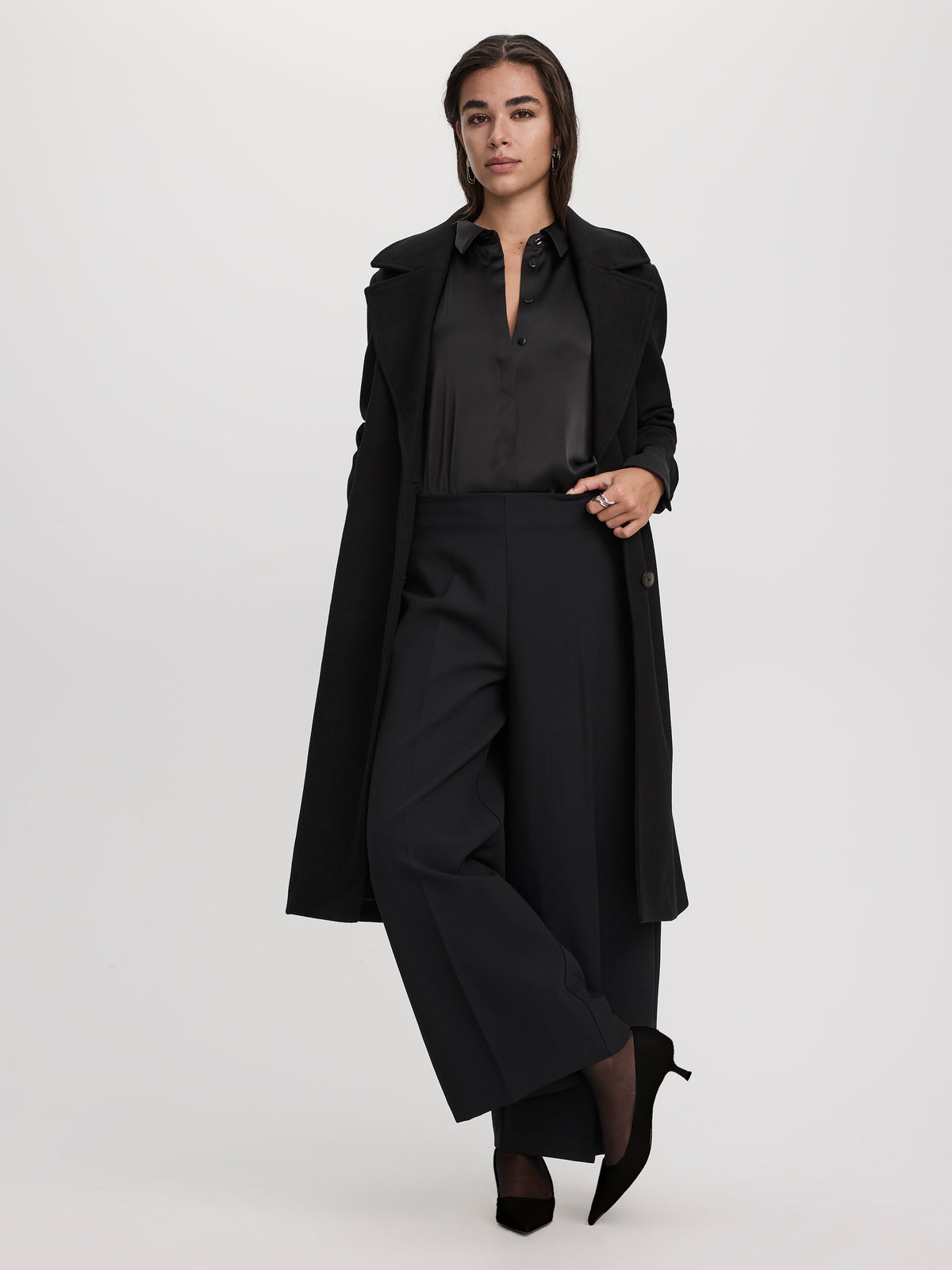 Mid-Rise Barrel Pants