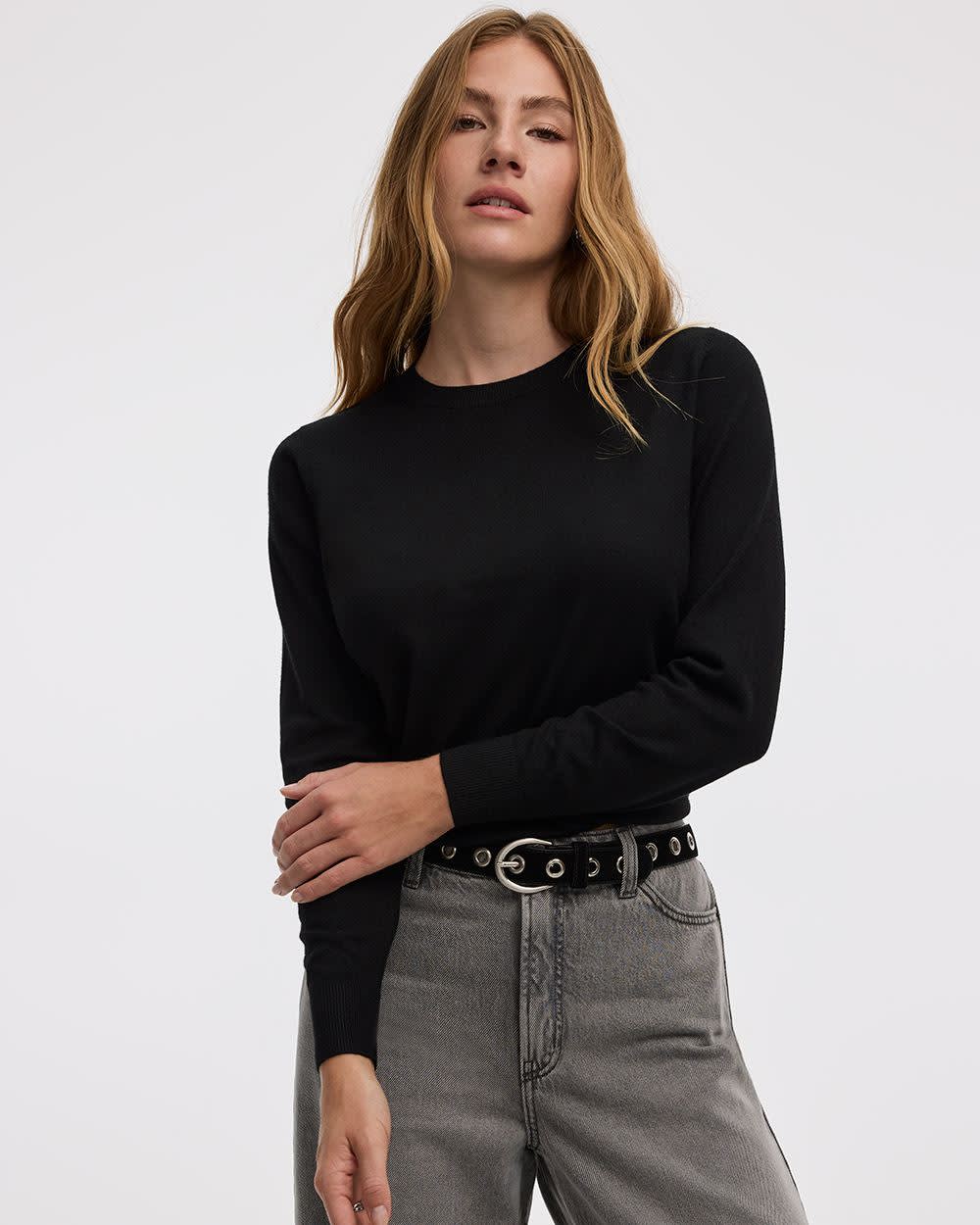 Long-Sleeve Pullover - R Essentials