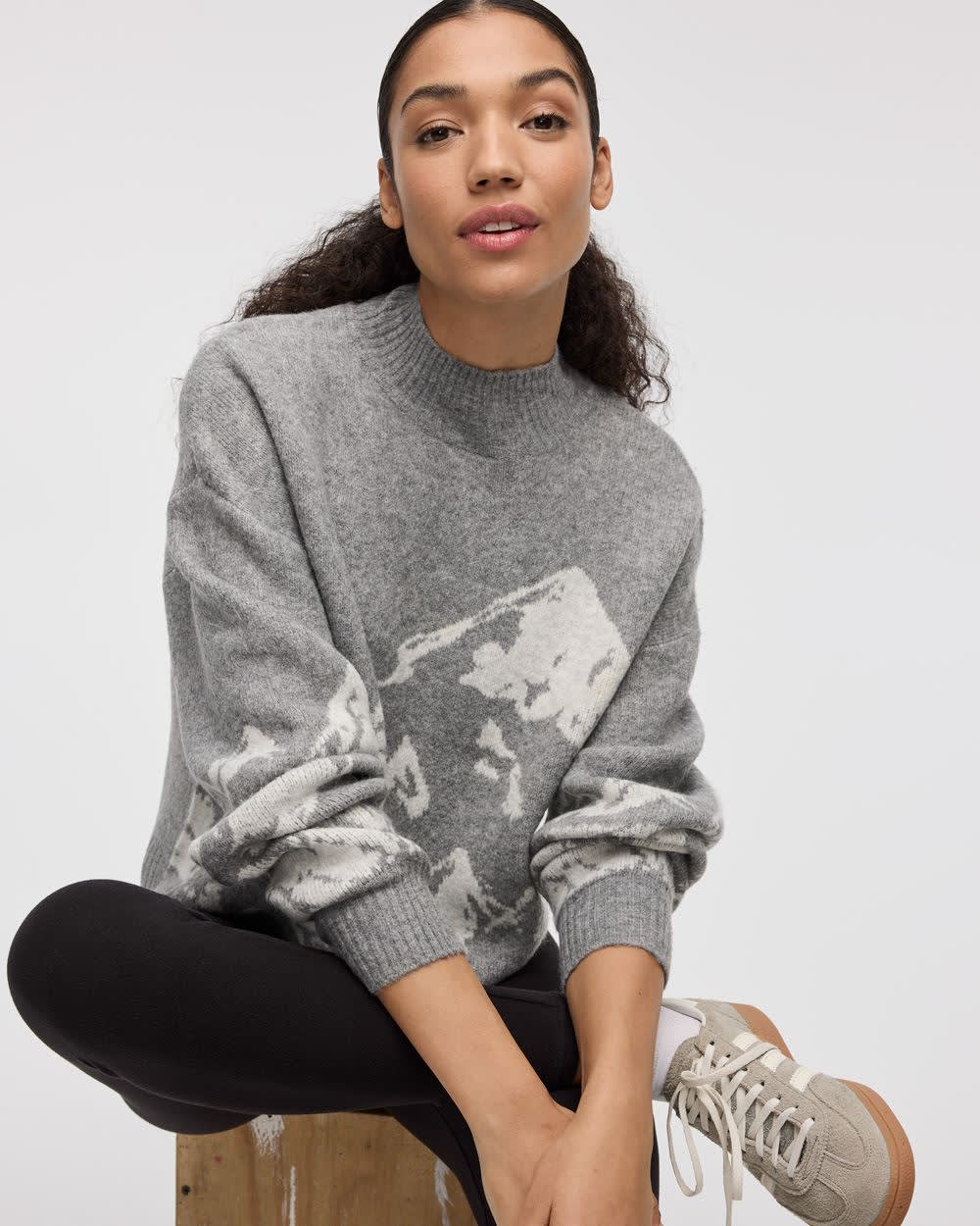 Long-Sleeve Turtleneck Sweater - Hyba