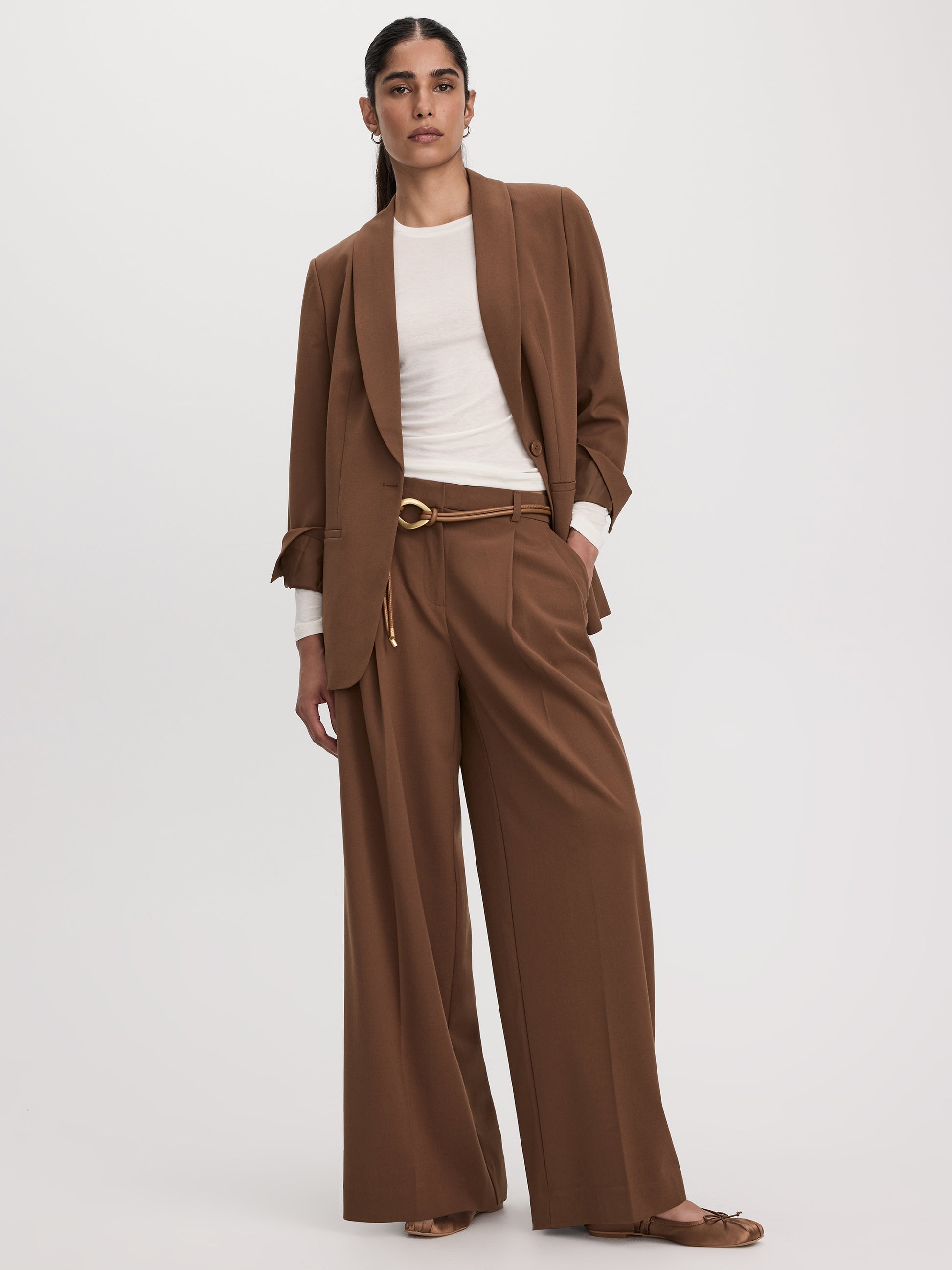 Wide-Leg High-Rise Pants - The Timeless