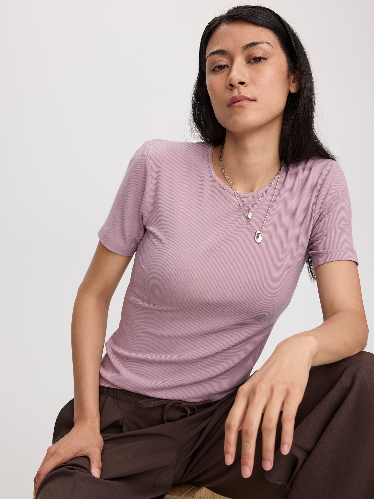 Long-Sleeve Crew-Neck Ribbed T-Shirt - R Essentials