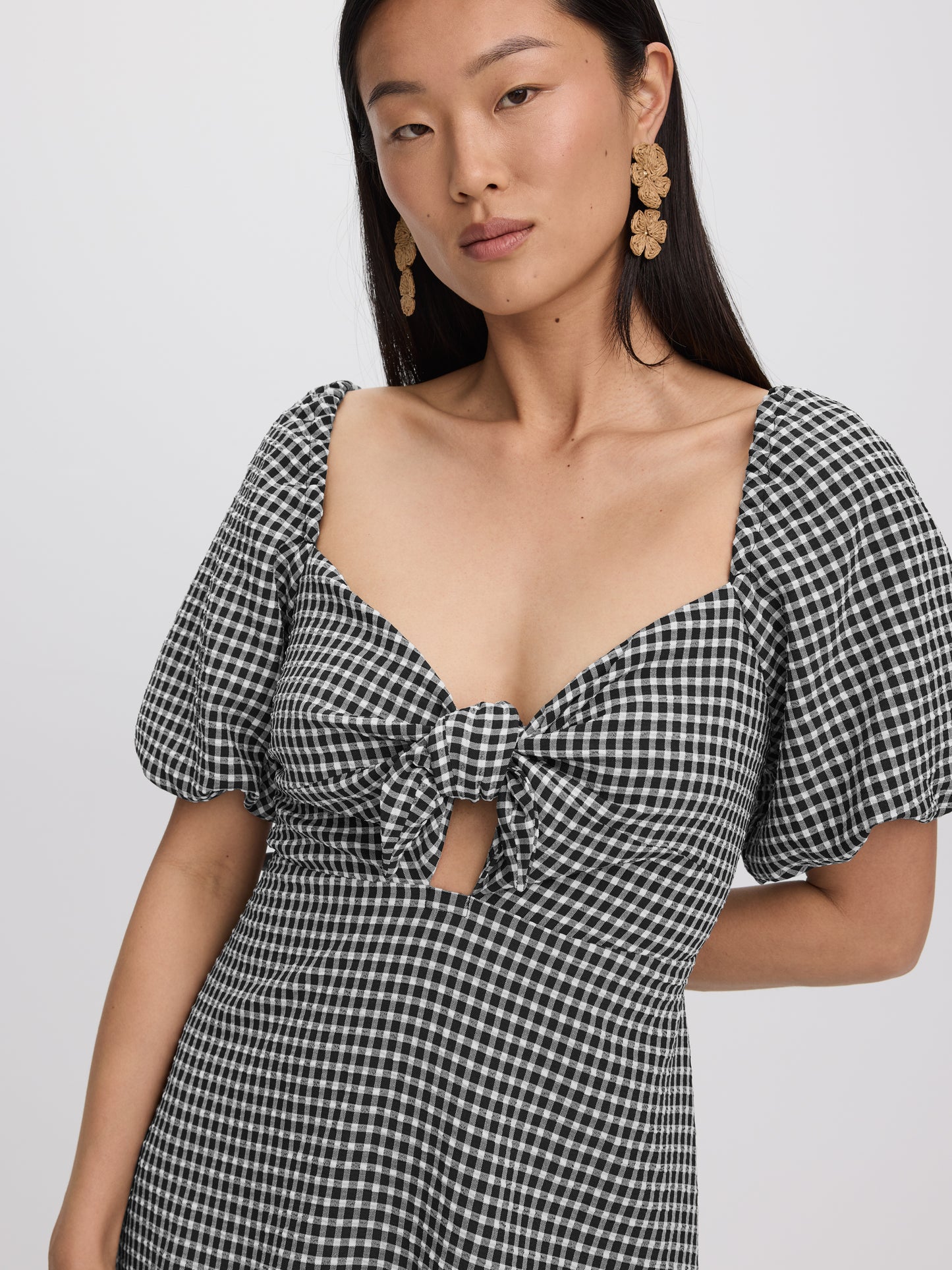 short poofy dress Women's Short Puff Sleeve Mini Dress with Sweetheart Neckline