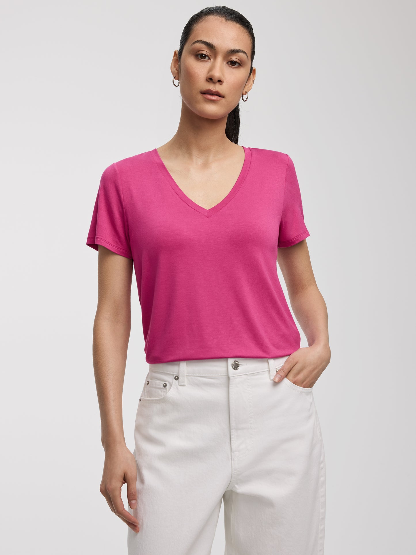 T-shirt à col V - R Essentiels