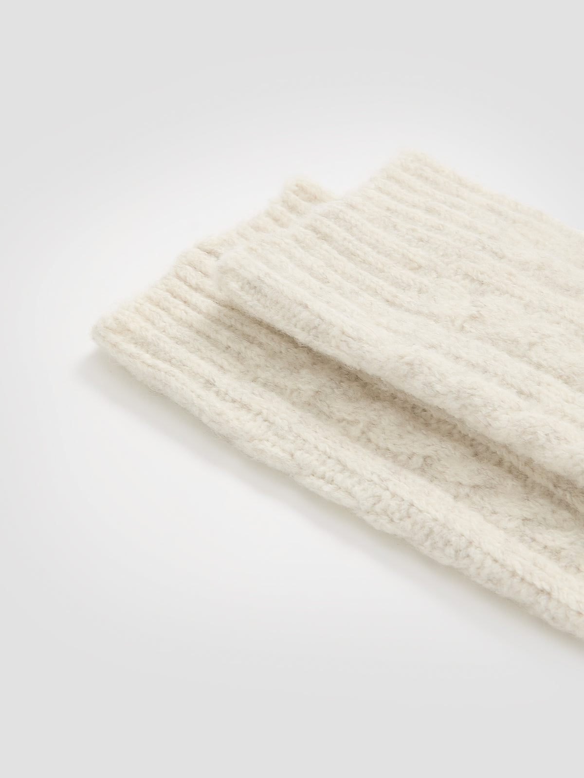 Cable-Knit Socks - Hyba
