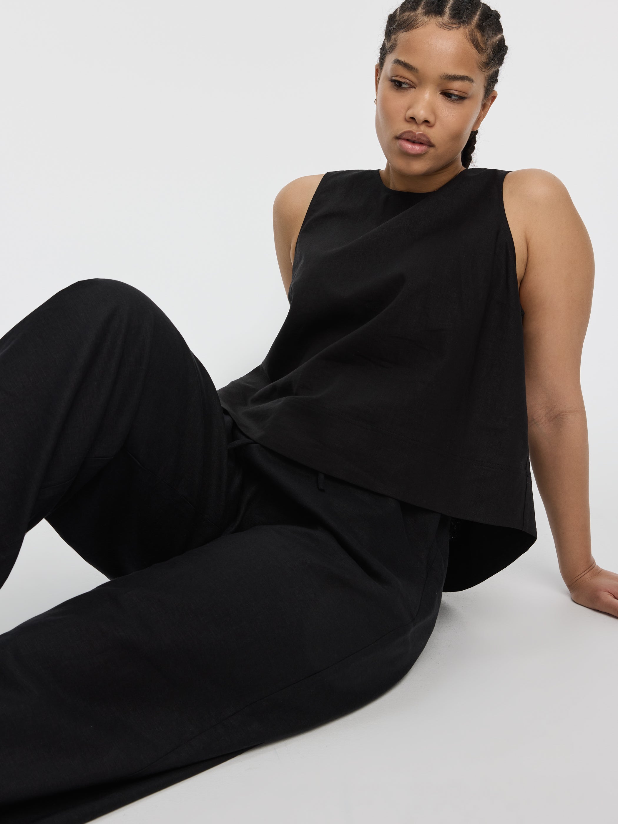 Sleeveless Crew-Neck Blouse