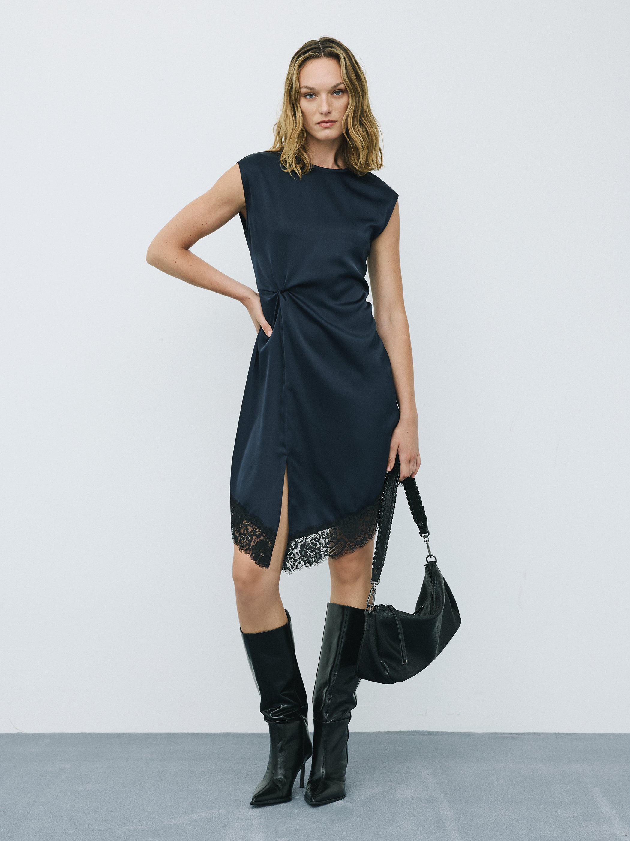 Fitted Cocktail Dress with Knot and Lace Trim