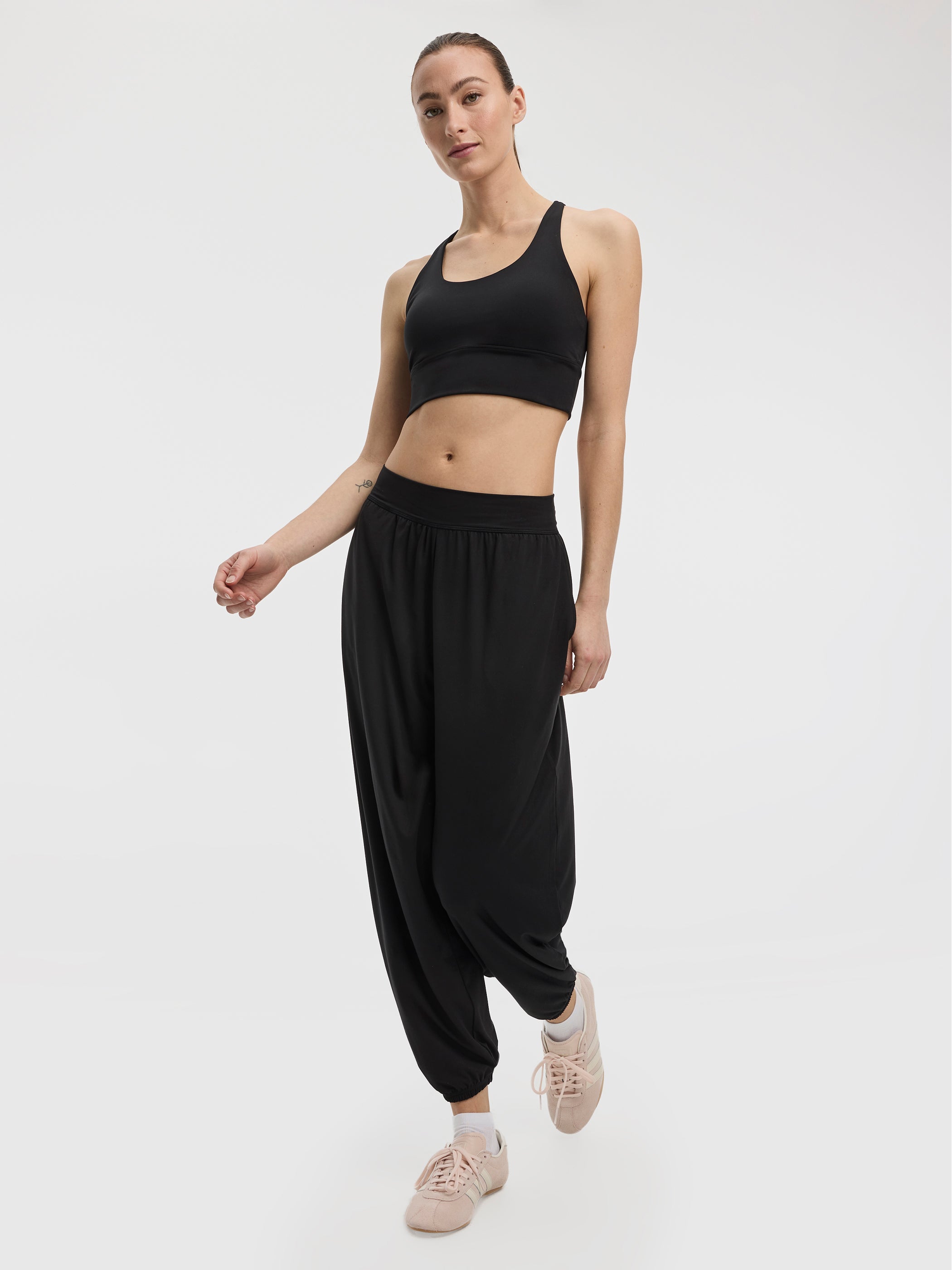 Loose Pull-On Pant - DRY-LUX (R) Hyba Essentials