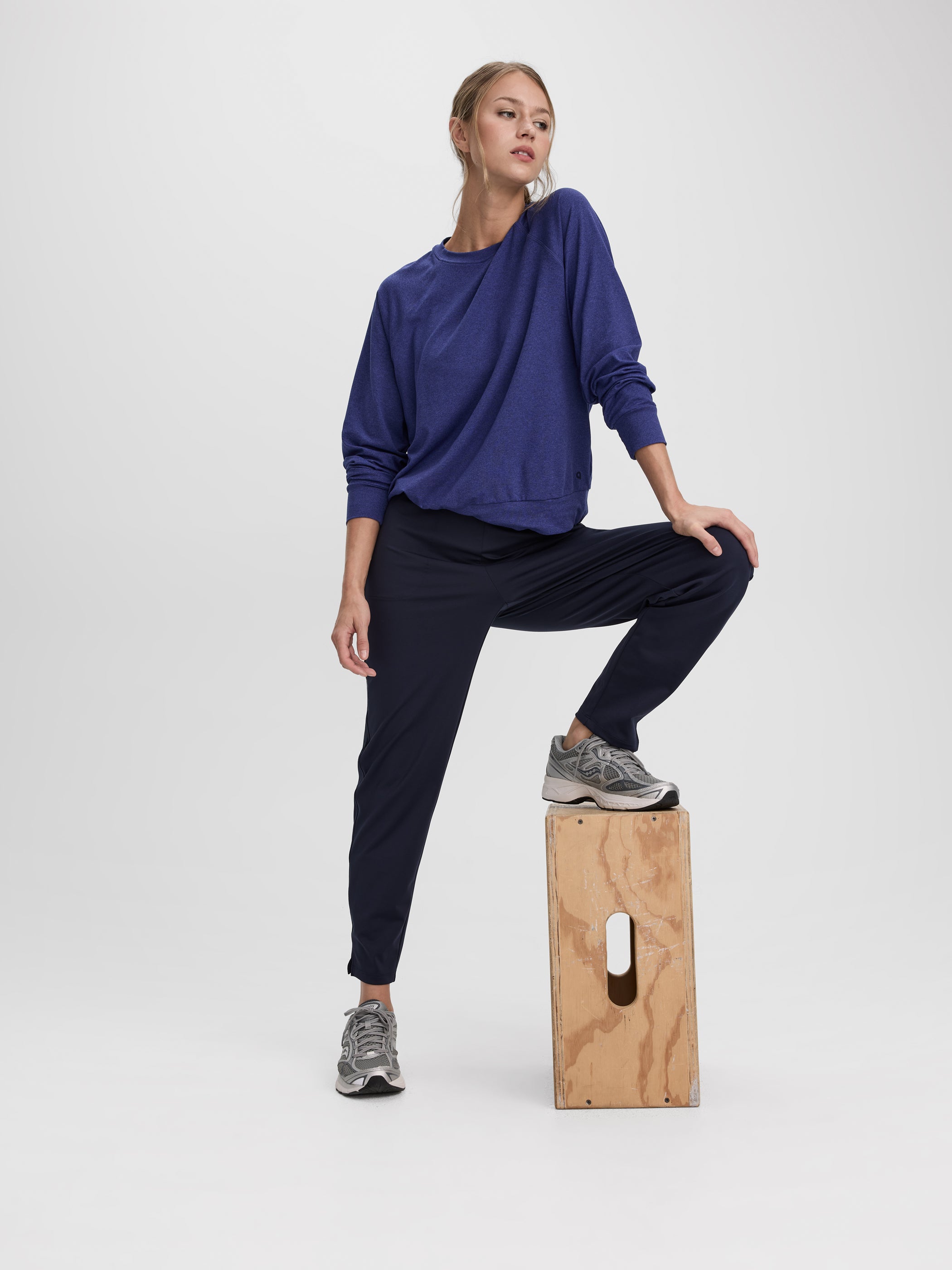 Slim-Leg Pant - PULSE (R) Hyba