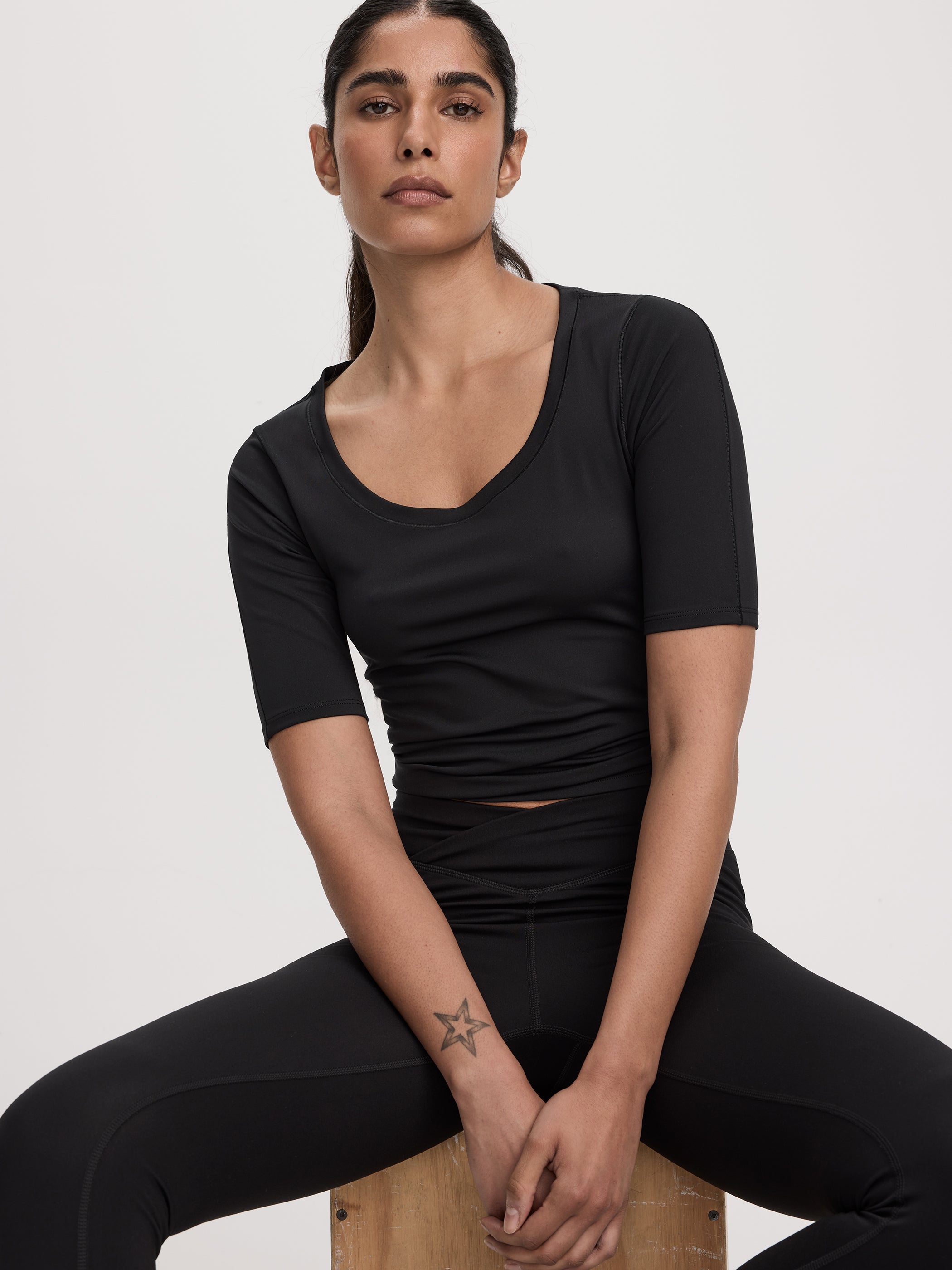 Fitted Scoop-Neck Tee - PULSE (R) Hyba