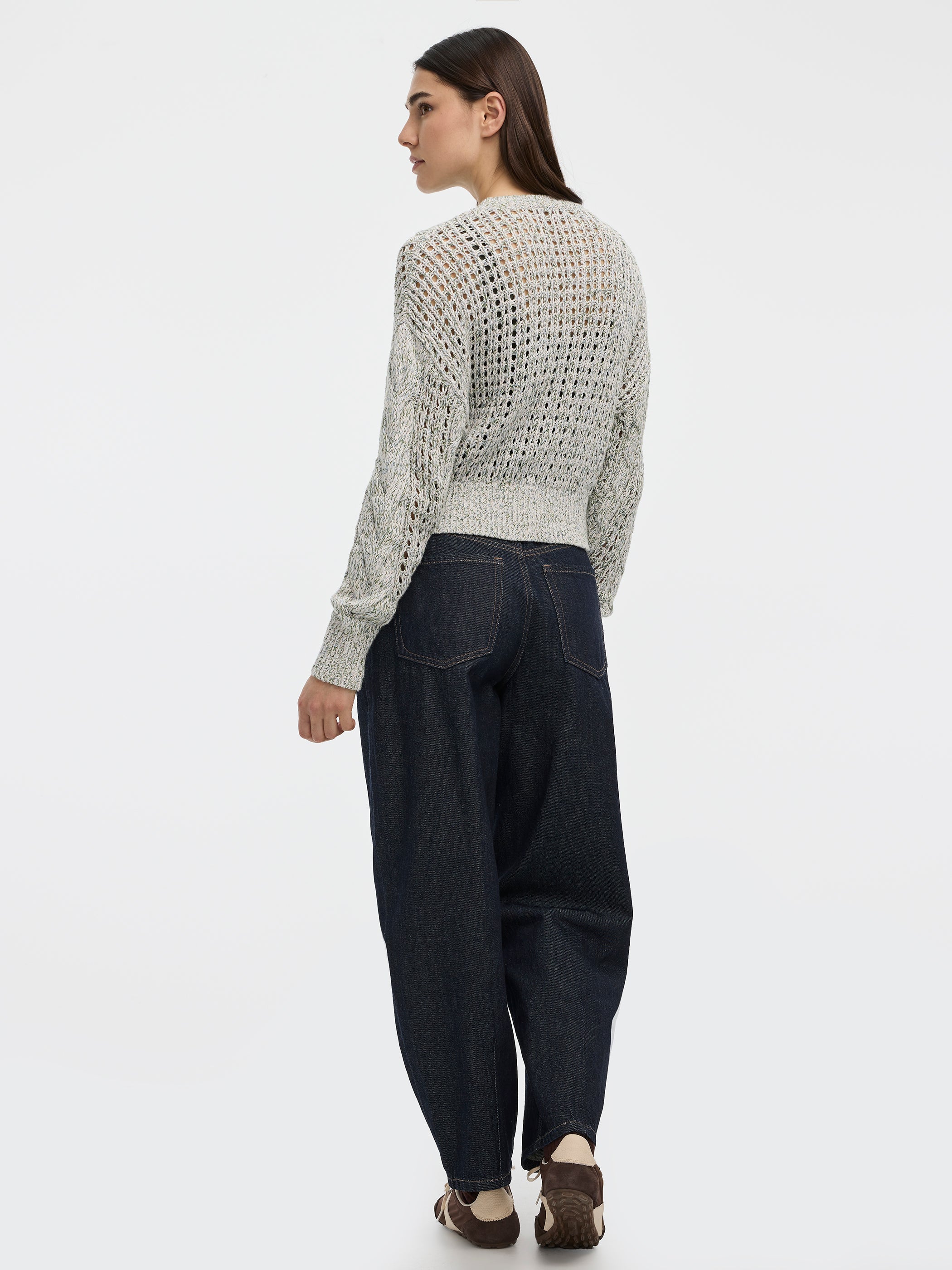 Pull à manches longues et col rond en mailles ajourées