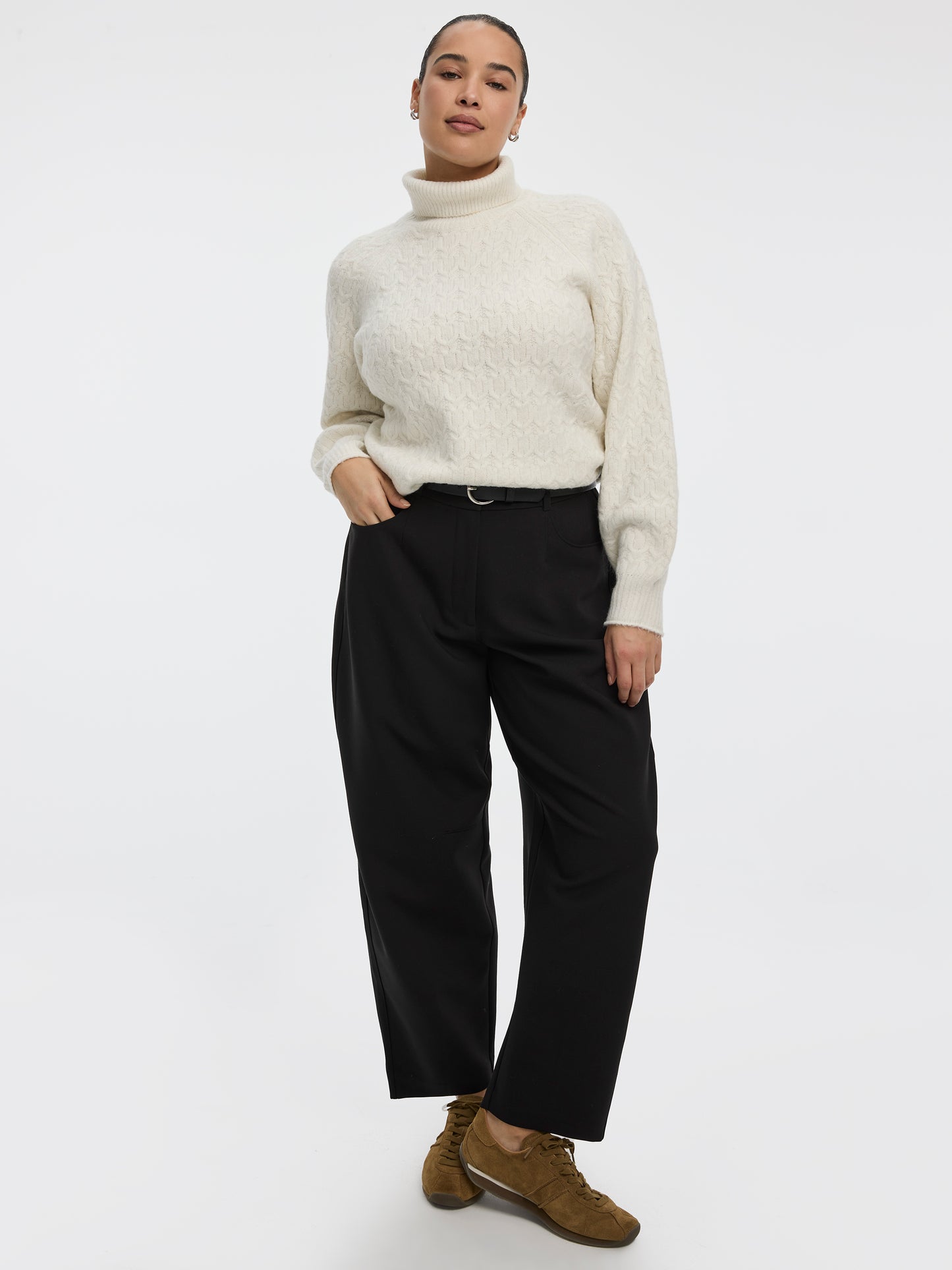 Mid-Rise Barrel Pants - Curvy Fit