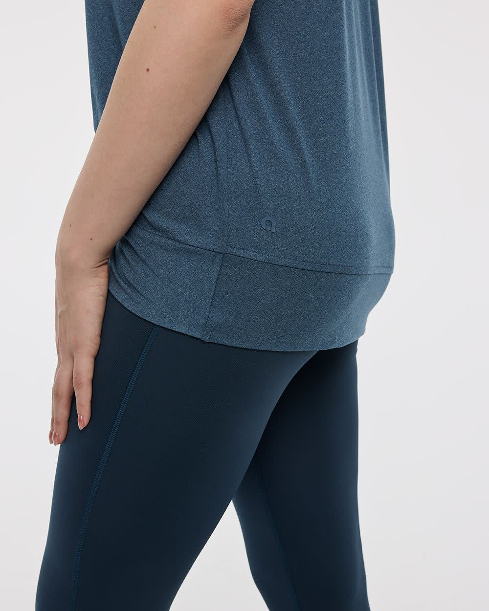 Crew-Neck T-Shirt with Twisted Front - Hyba