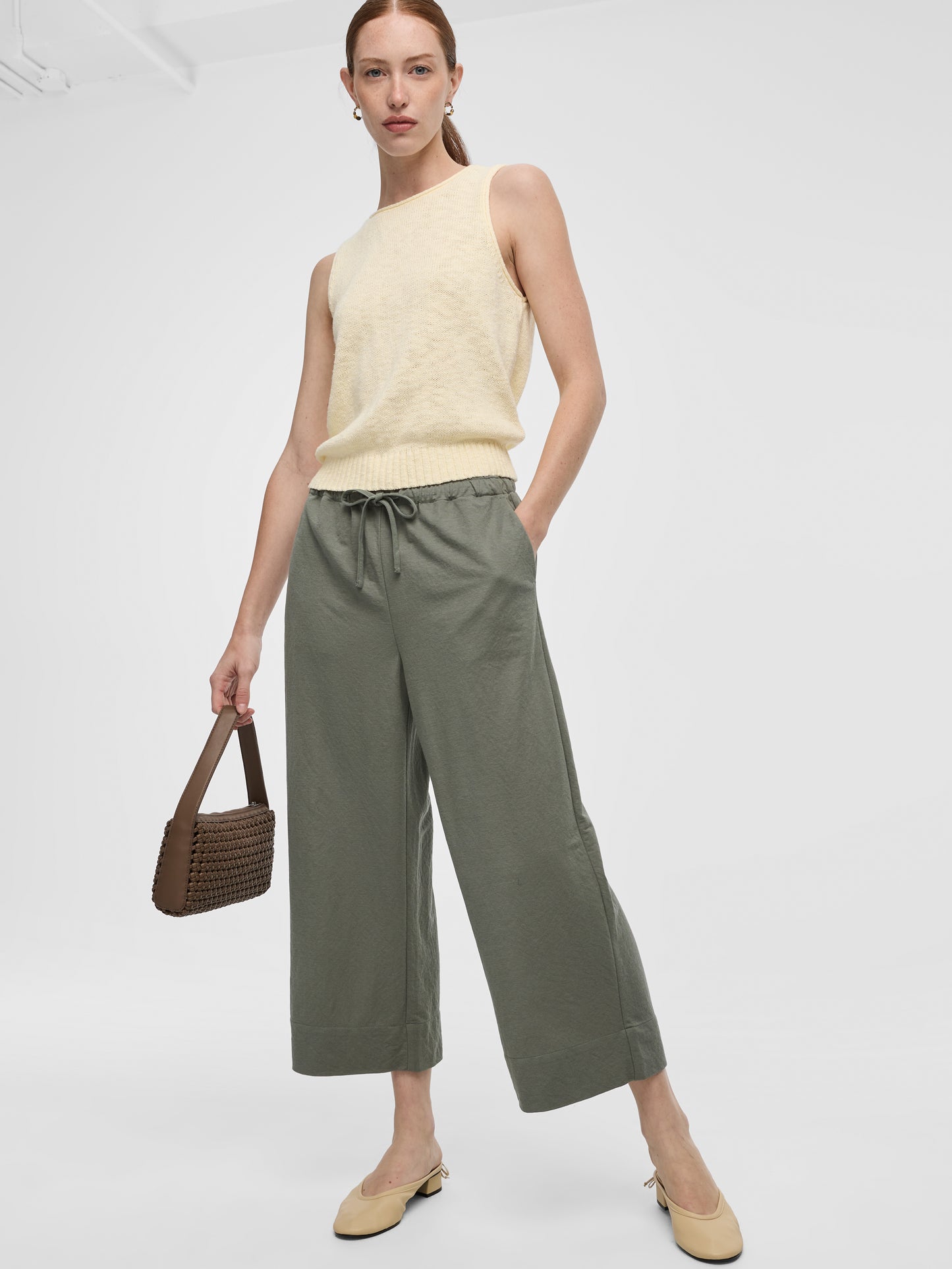 Wide-Leg Cropped Piqué Pant