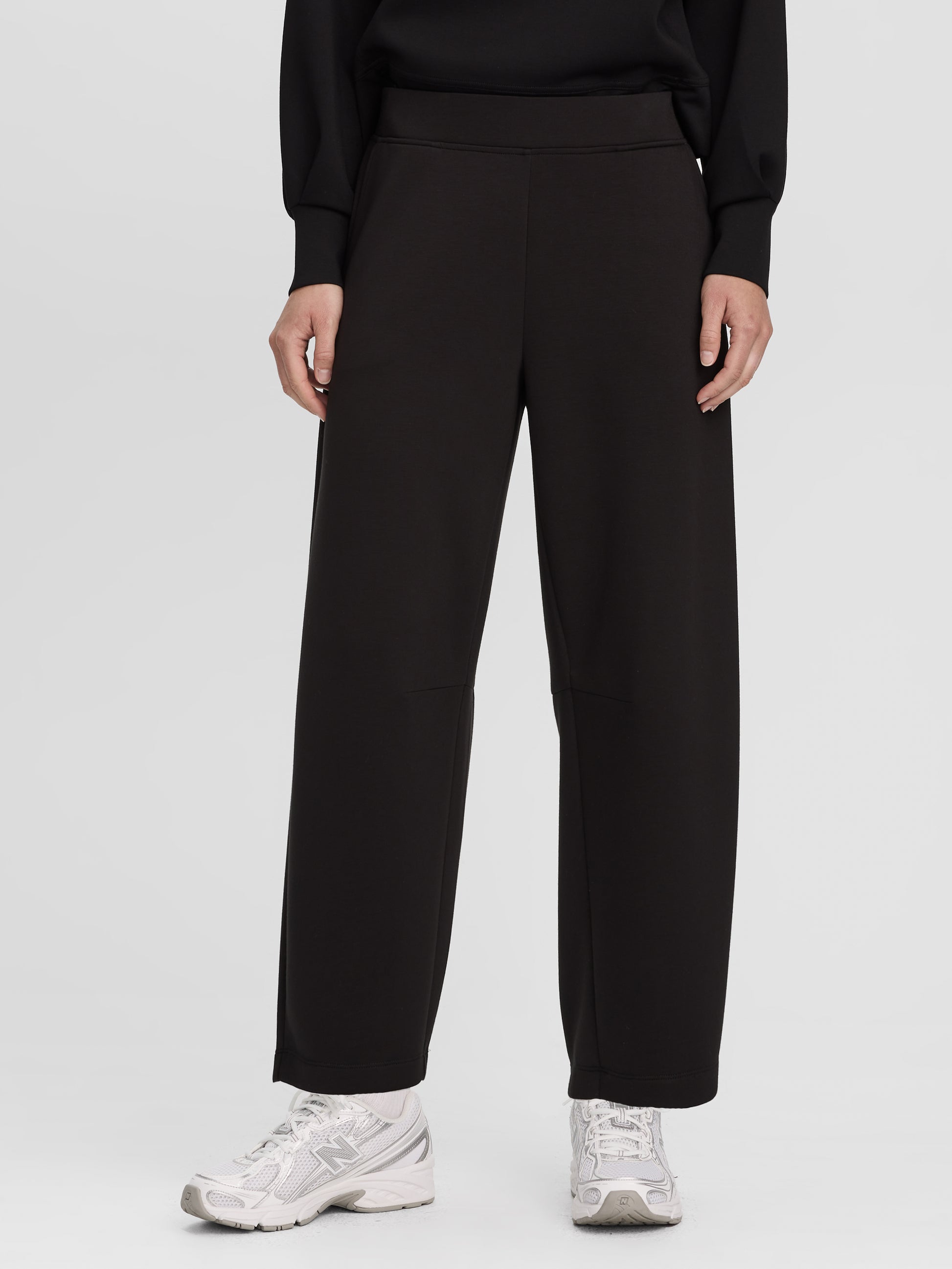 Barrel-Leg Pull-On Pant - HYLUX Hyba
