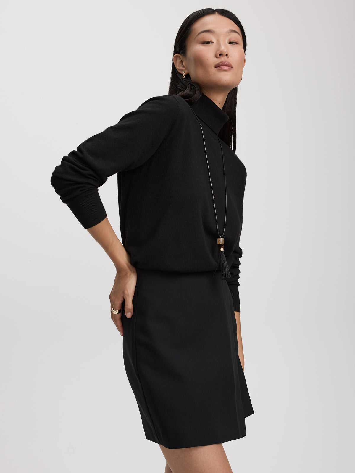 Long-Sleeve Turtleneck Sweater - R Essentials