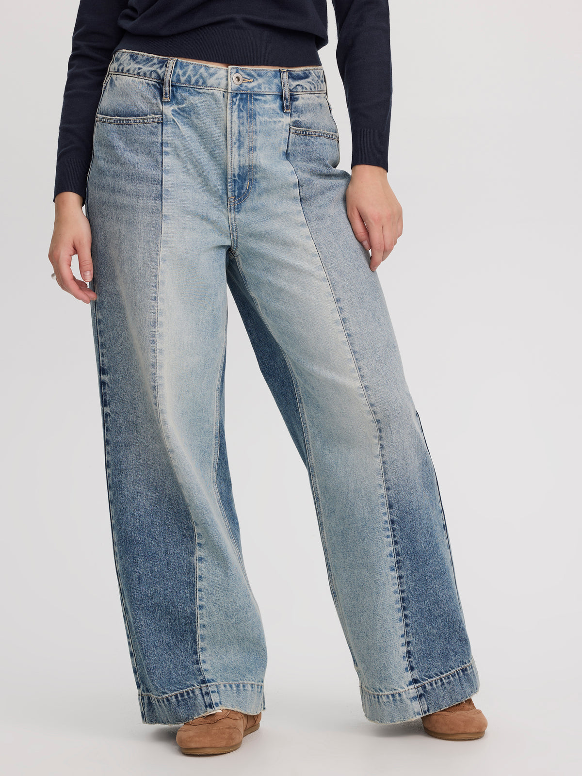 Wide-Leg High-Rise Jean with Elastic Waist - Curvy Fit
