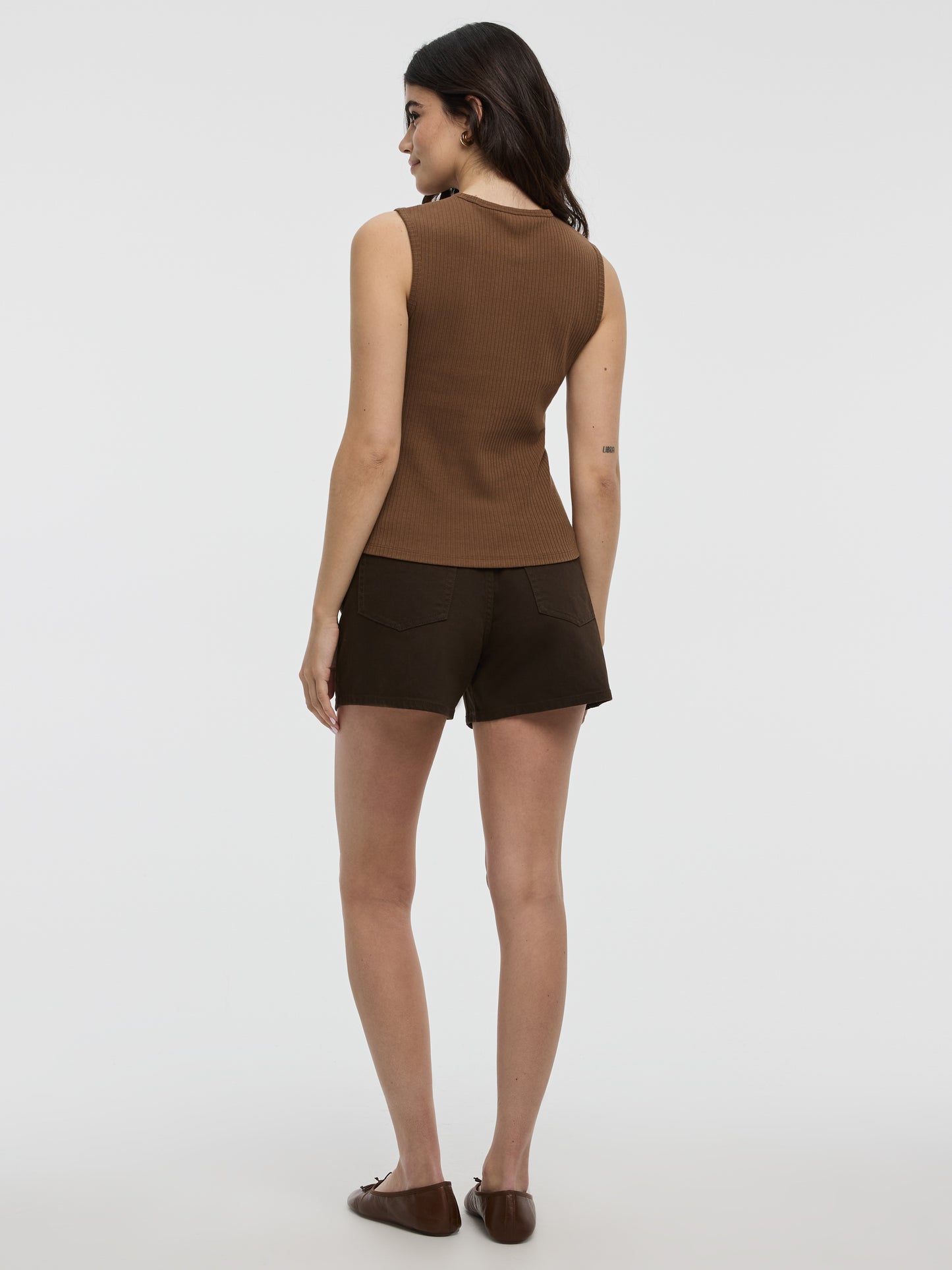 Ribbed Crew-Neck Tank