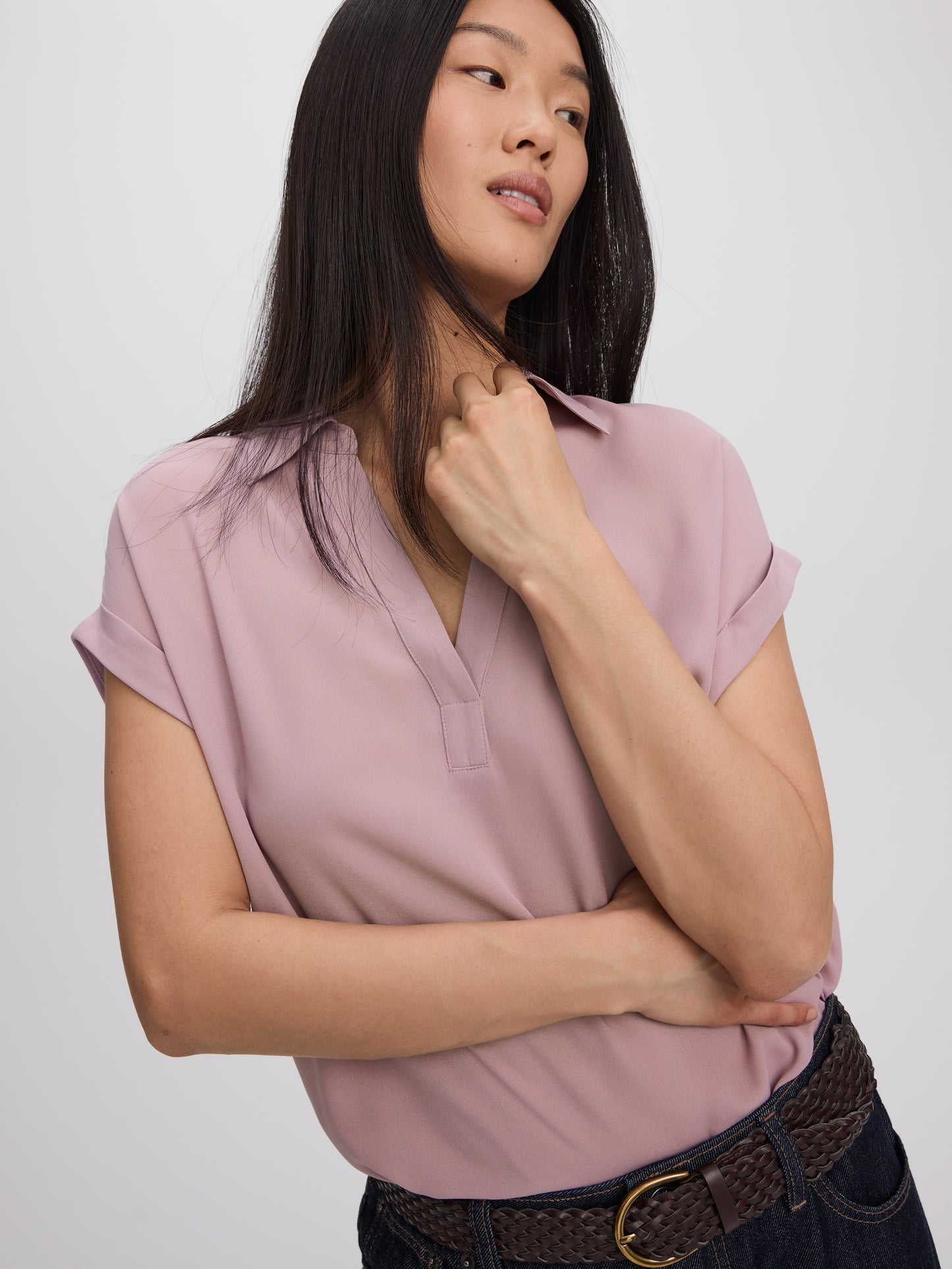 Extended-Sleeve V-Neck Flowy Blouse - R Essentials