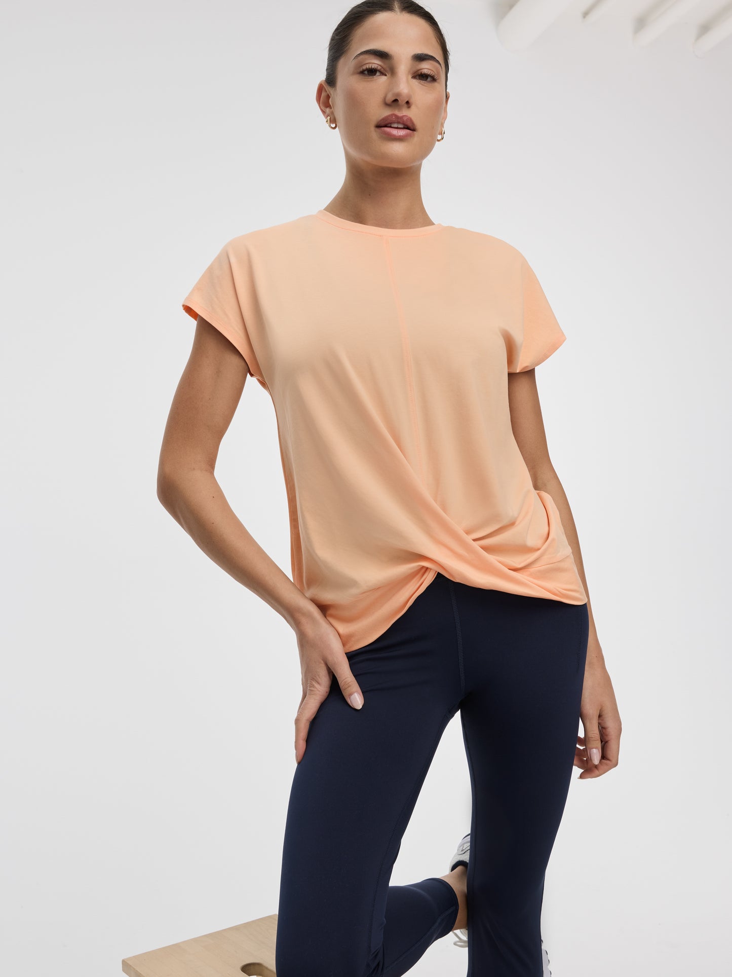Crew-Neck T-Shirt with Twisted Front - Hyba