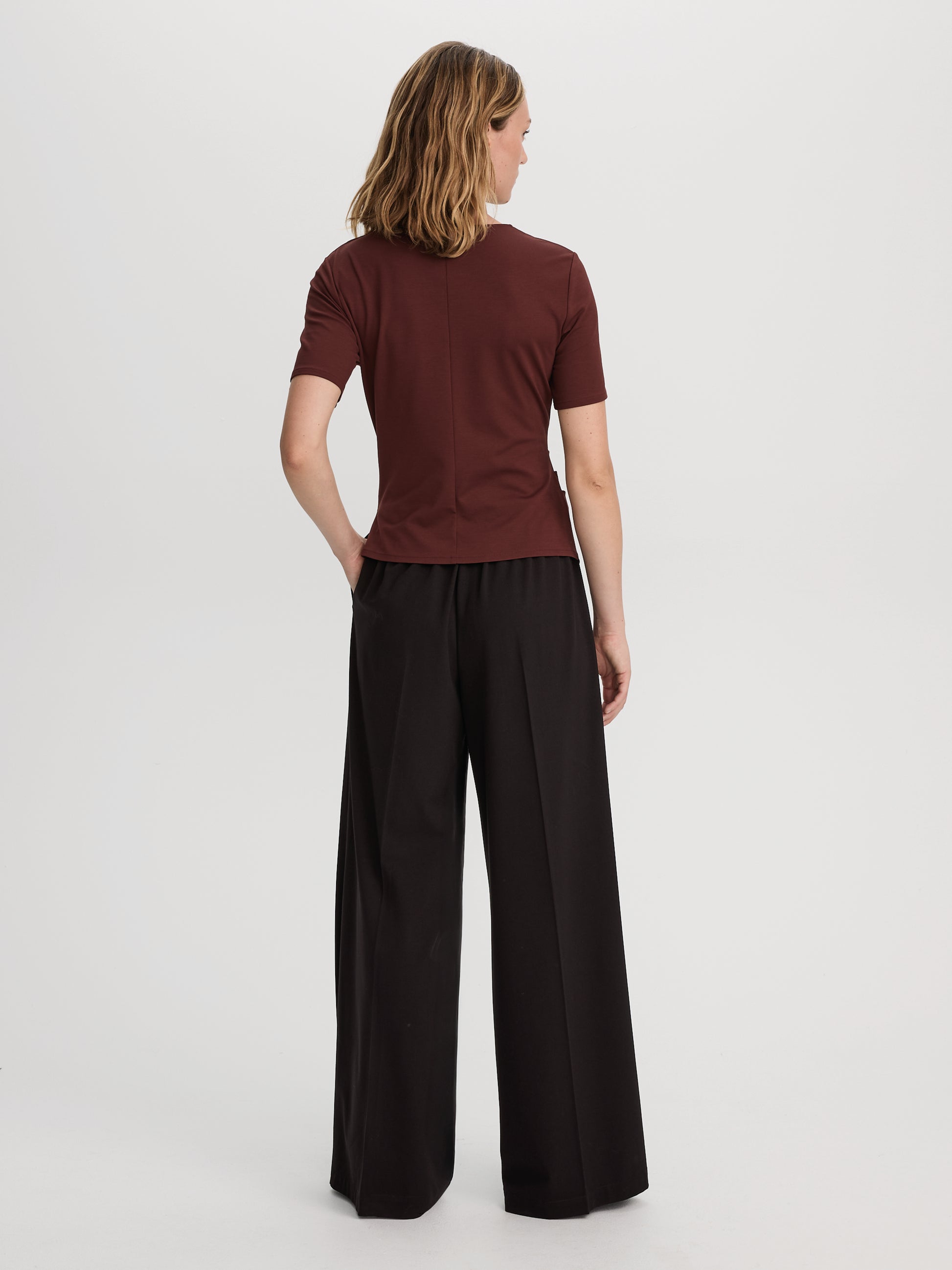Wide-Leg High-Rise Pant - The Timeless