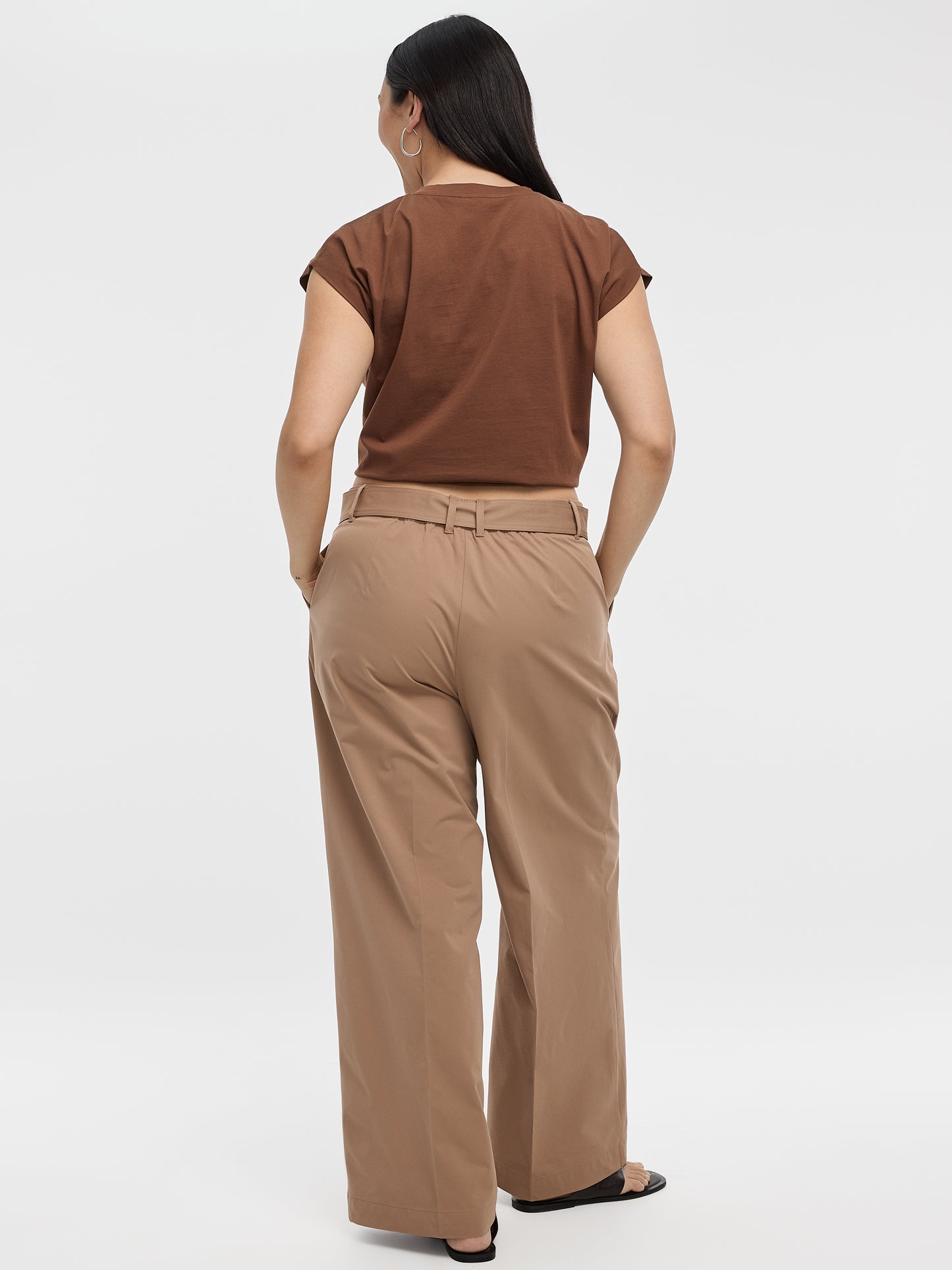 Wide-Leg Belted Pant