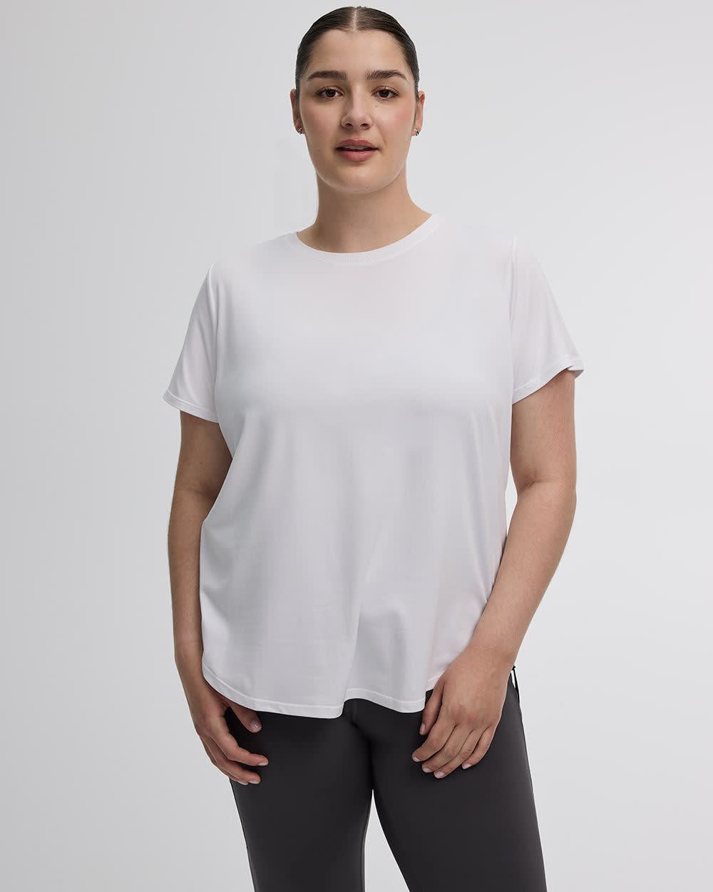 Short-Sleeve Crew-Neck Tee - DRY-LUX (R) Hyba Essentials