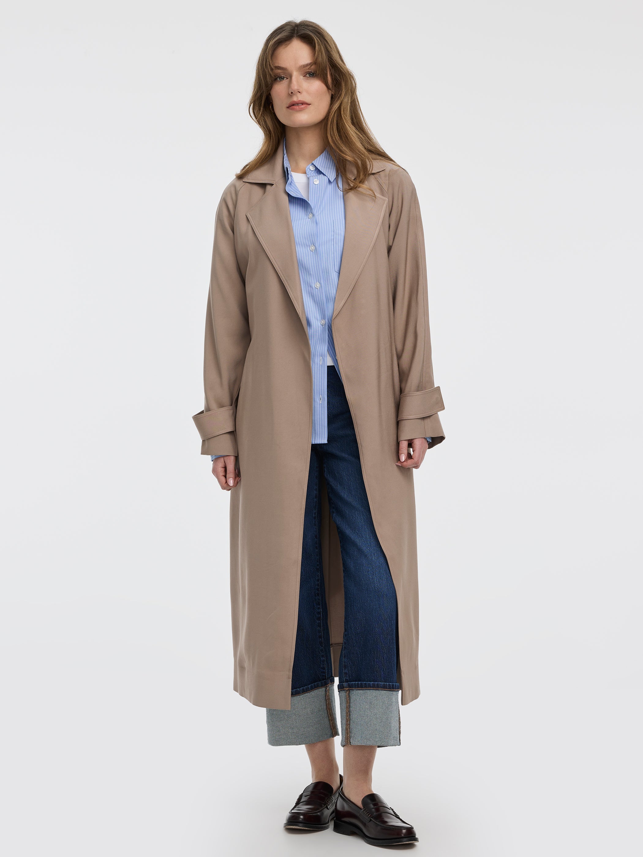 Women's Water-Repellent Long Trench Coat with Belt | Reitmans