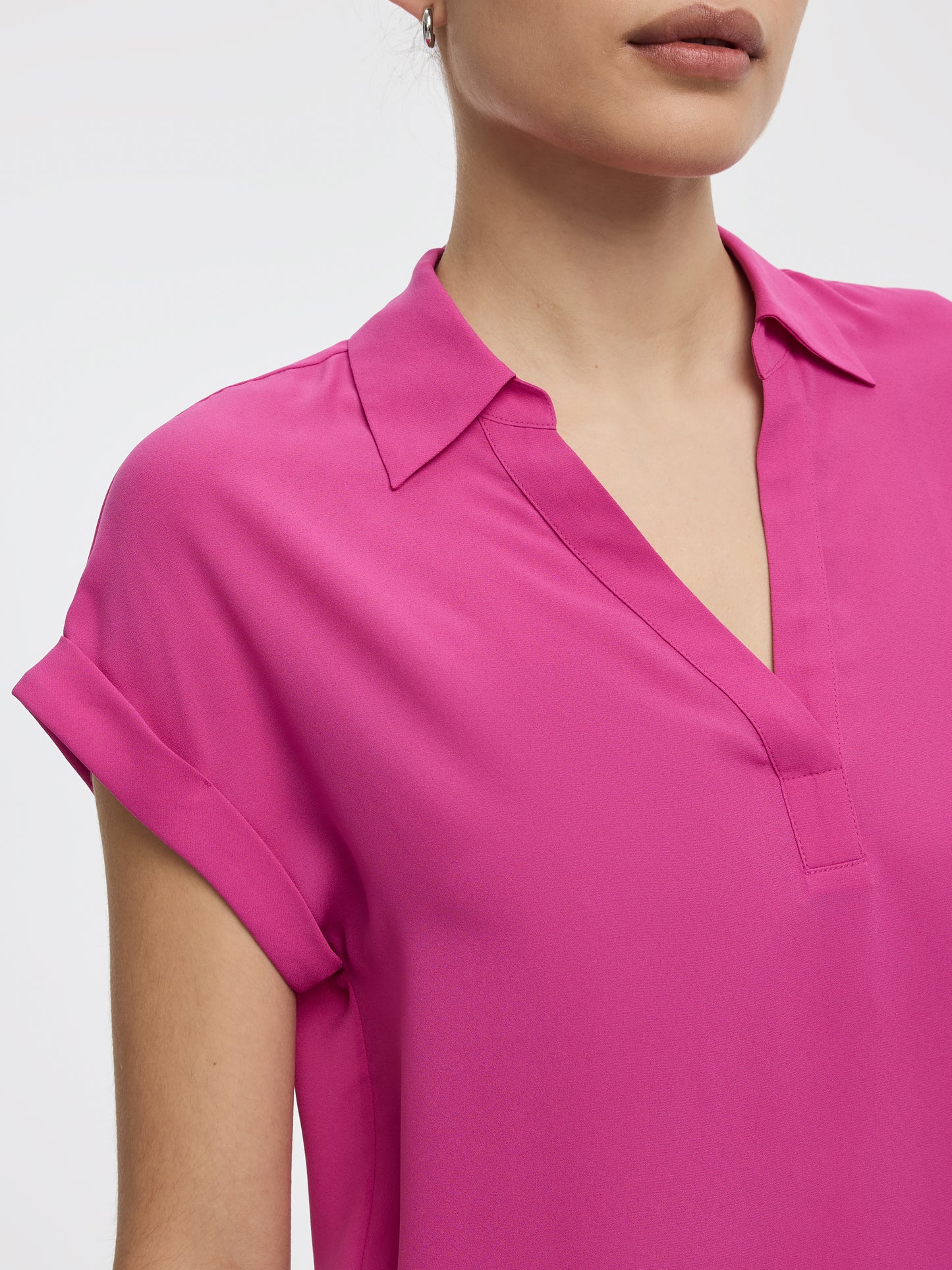 Blouse fluide à manches courtes et col en V - R Essentiels