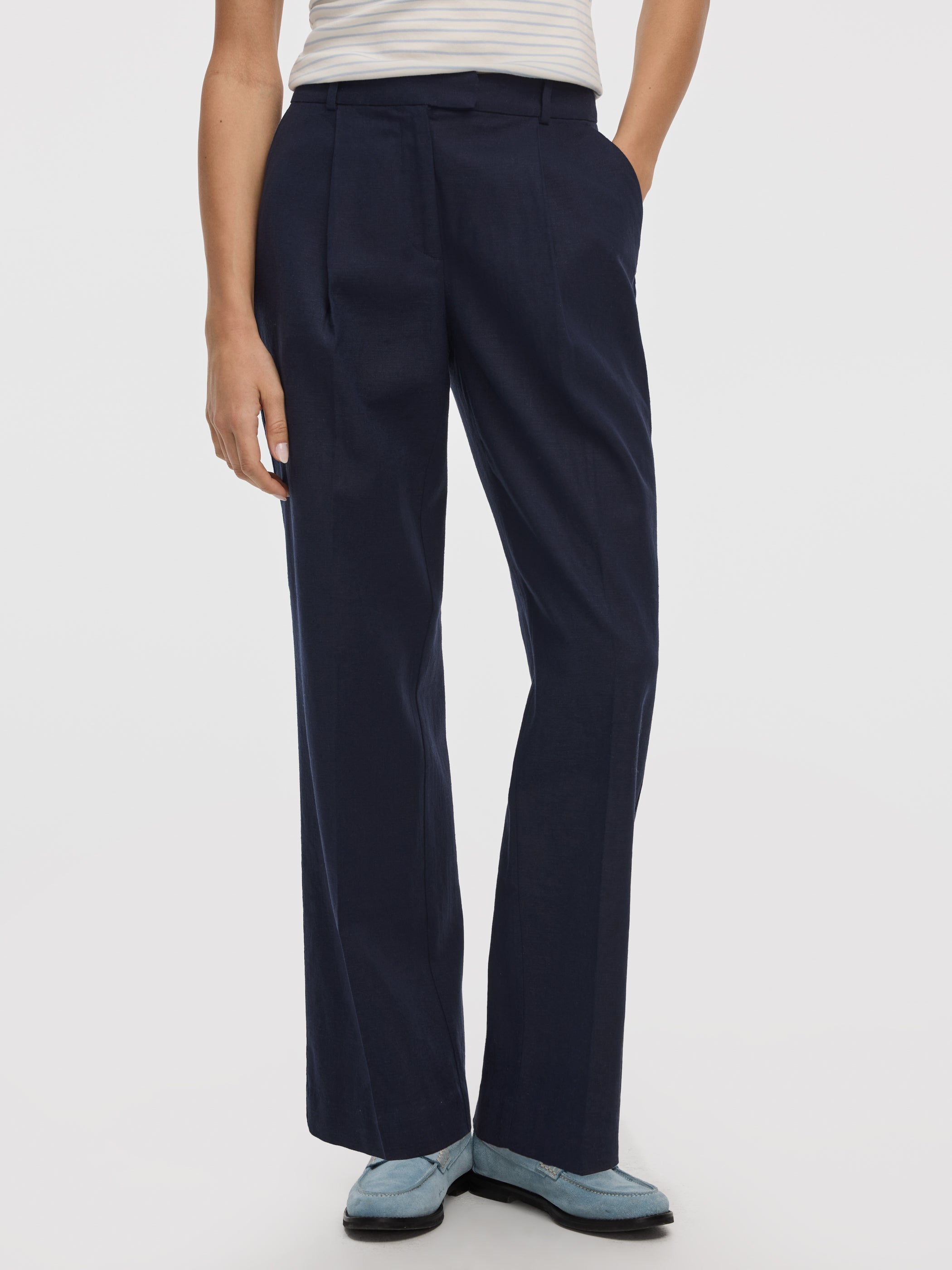 Linen-Blend Straight-Leg High-Rise Pant
