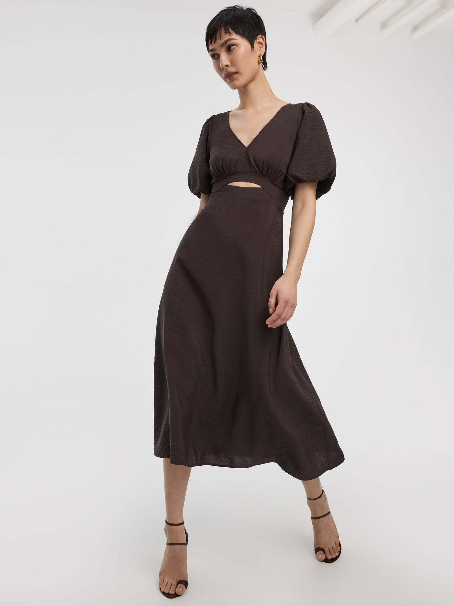 Women's Elbow-Sleeve Maxi Dress with Cut-Out Detail | Reitmans Women's Elbow-Sleeve Maxi Dress with Cut-Out Detail | Reitmans