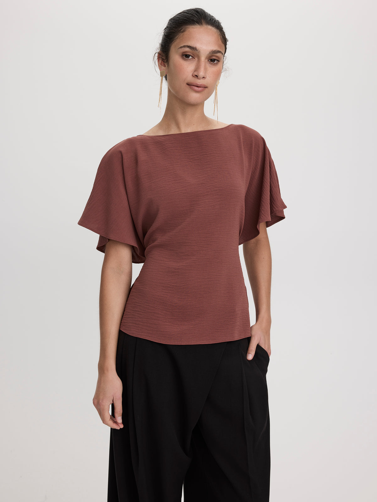 Short-Sleeve Boat-Neck Blouse with Bow in the Back