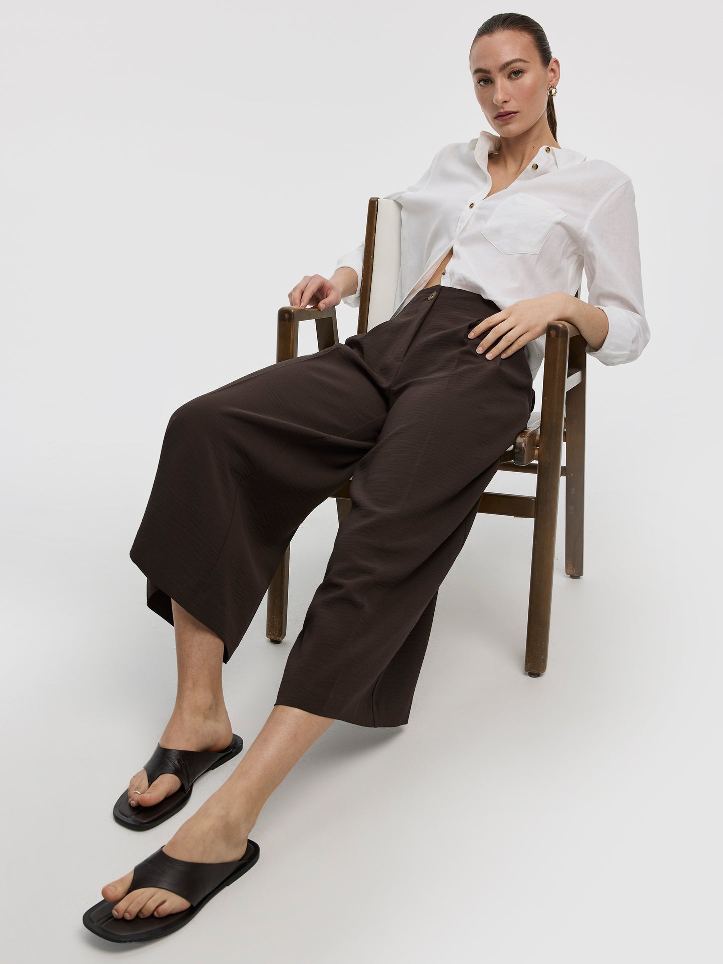 Cropped Wide-Leg High-Rise Pant
