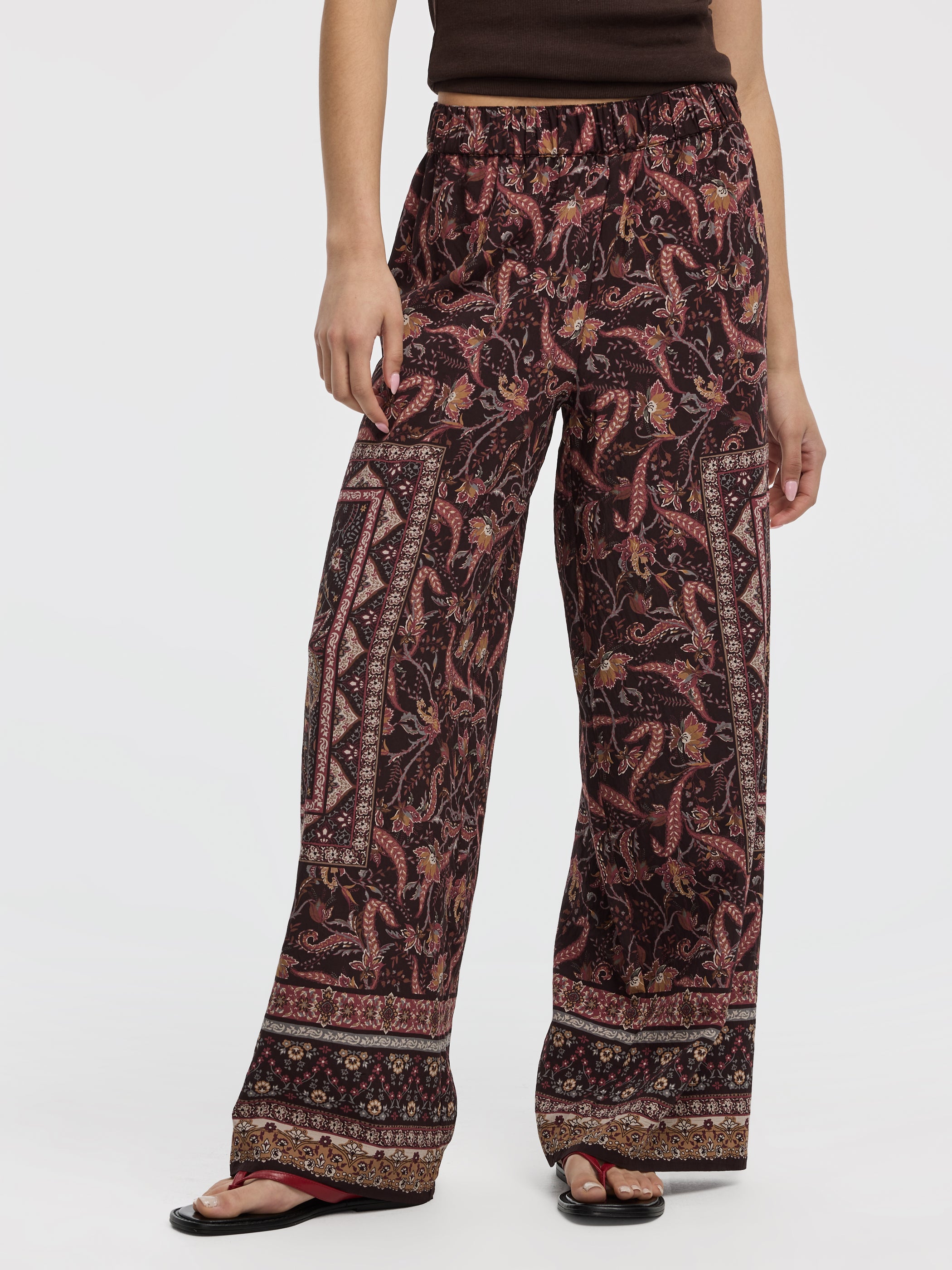 Wide-Leg High-Rise Pull-On Pant