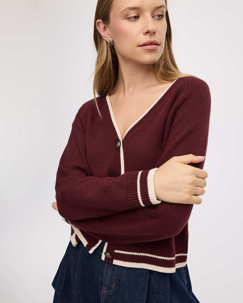 Long-Sleeve V-Neck Buttoned-Down Cardigan