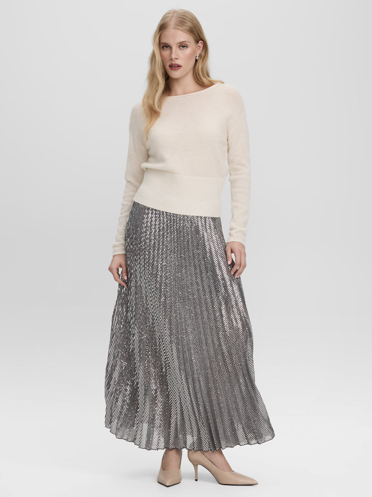 Maxi Pleated Sequins Skirt
